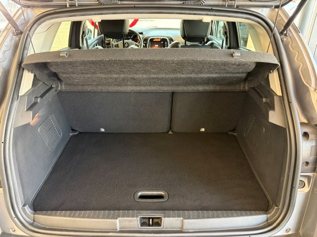 RENAULT Captur 1.2 T 16V Privilège EDC-image-16