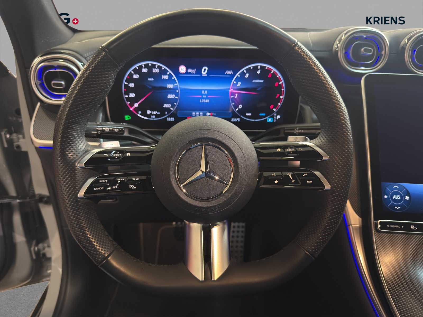 MERCEDES-BENZ GLC 200 4M - AMG / 360 Grad Kamera / DISTRONIC / AHK-image-9