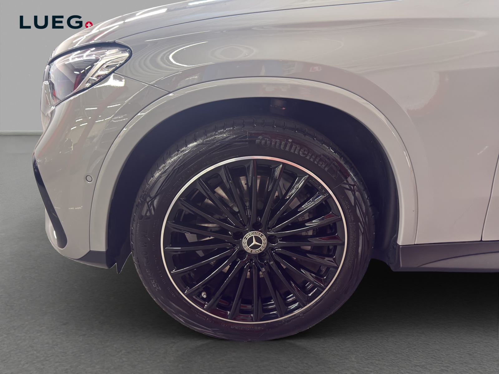 MERCEDES-BENZ GLC 200 4M - AMG / 360 Grad Kamera / DISTRONIC / AHK-image-6