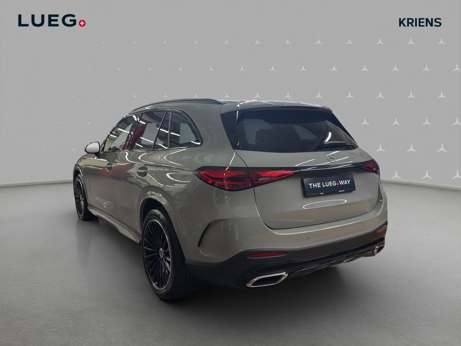 MERCEDES-BENZ GLC 200 4M - AMG / 360 Grad Kamera / DISTRONIC / AHK-image-2