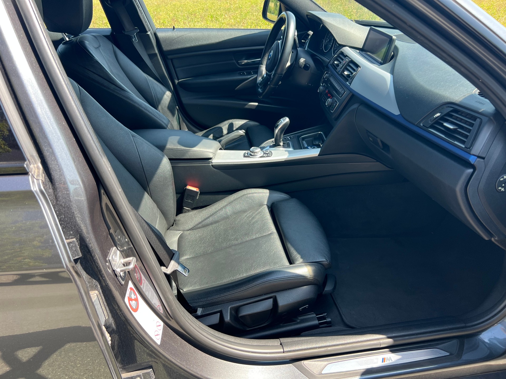 BMW 328i Touring Steptronic M-Sportpaket-image-6