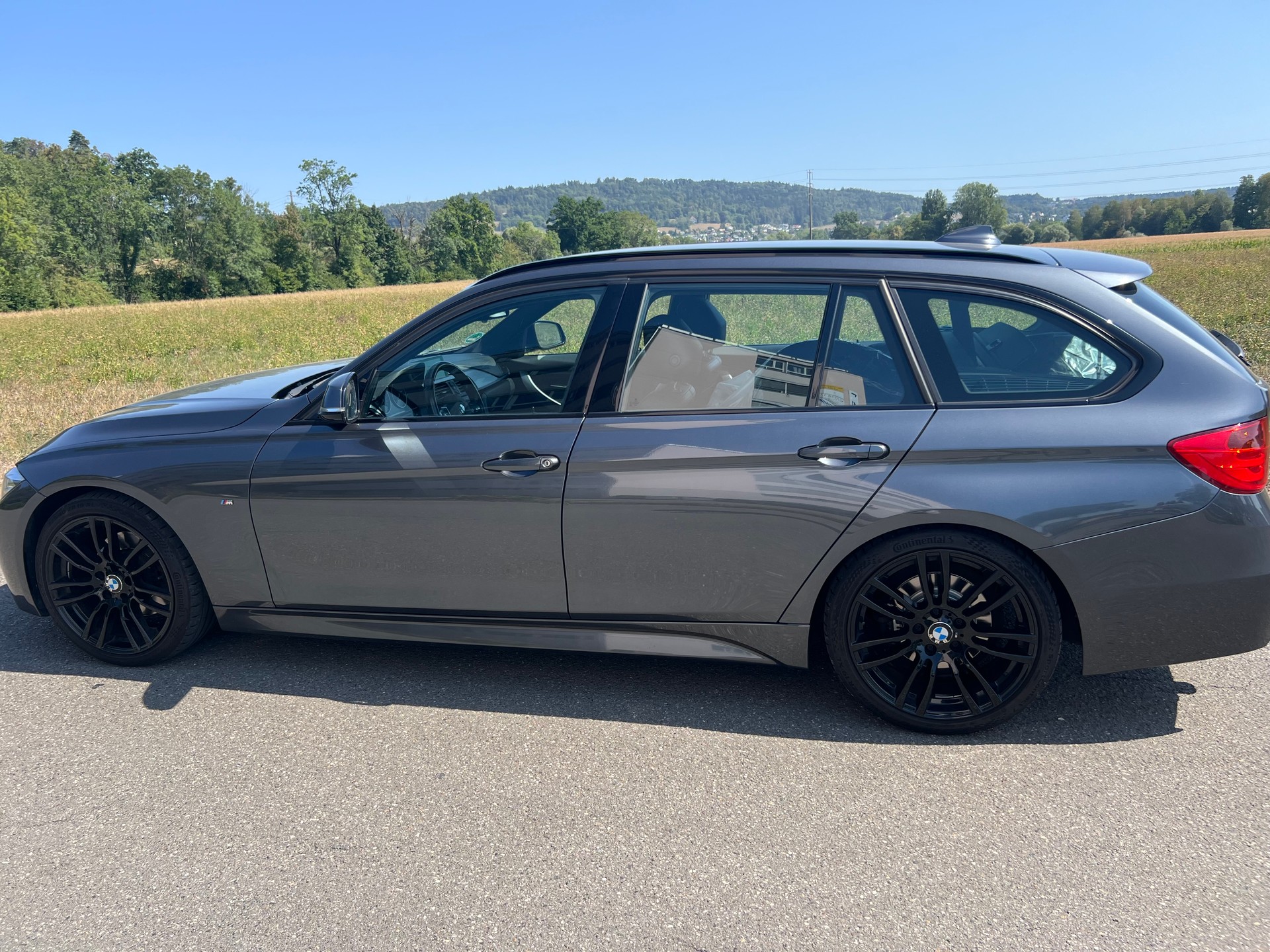 BMW 328i Touring Steptronic M-Sportpaket-image-2