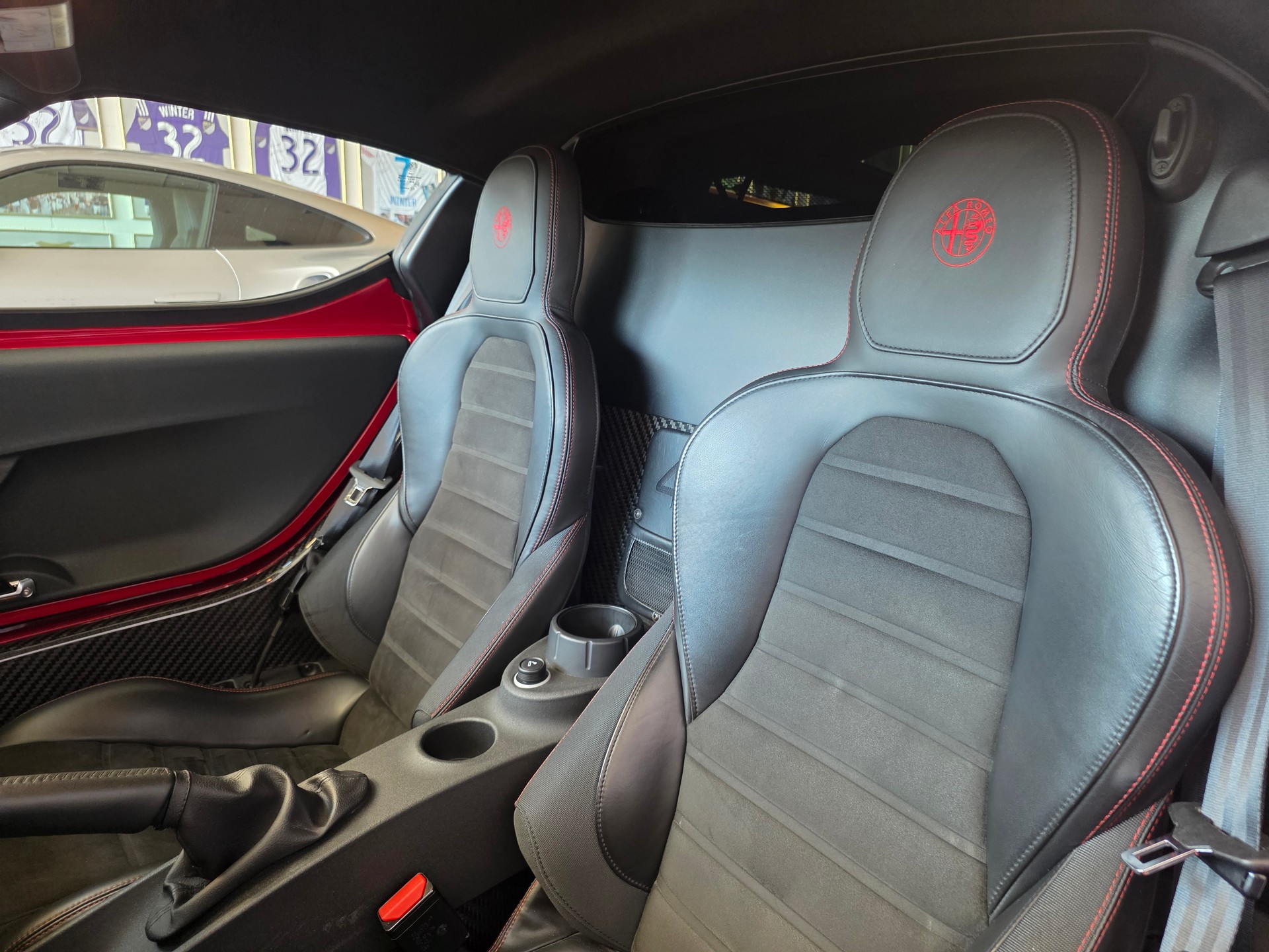 ALFA ROMEO 4C 1750 TBi TCT-image-19