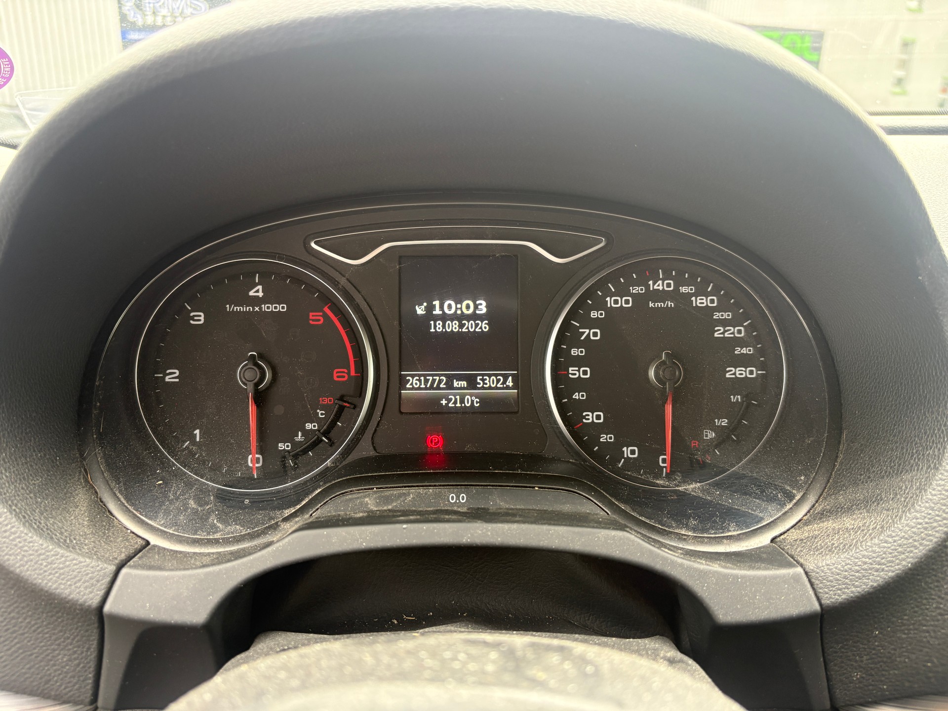 AUDI A3 Sportback 2.0 TDI Ambition quattro S-tronic-image-9