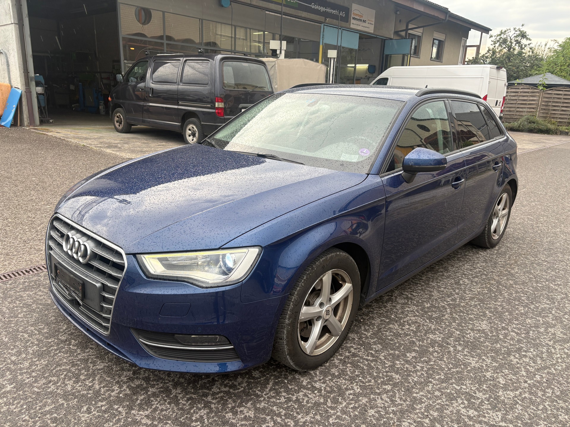 AUDI A3 Sportback 2.0 TDI Ambition quattro S-tronic-image-0