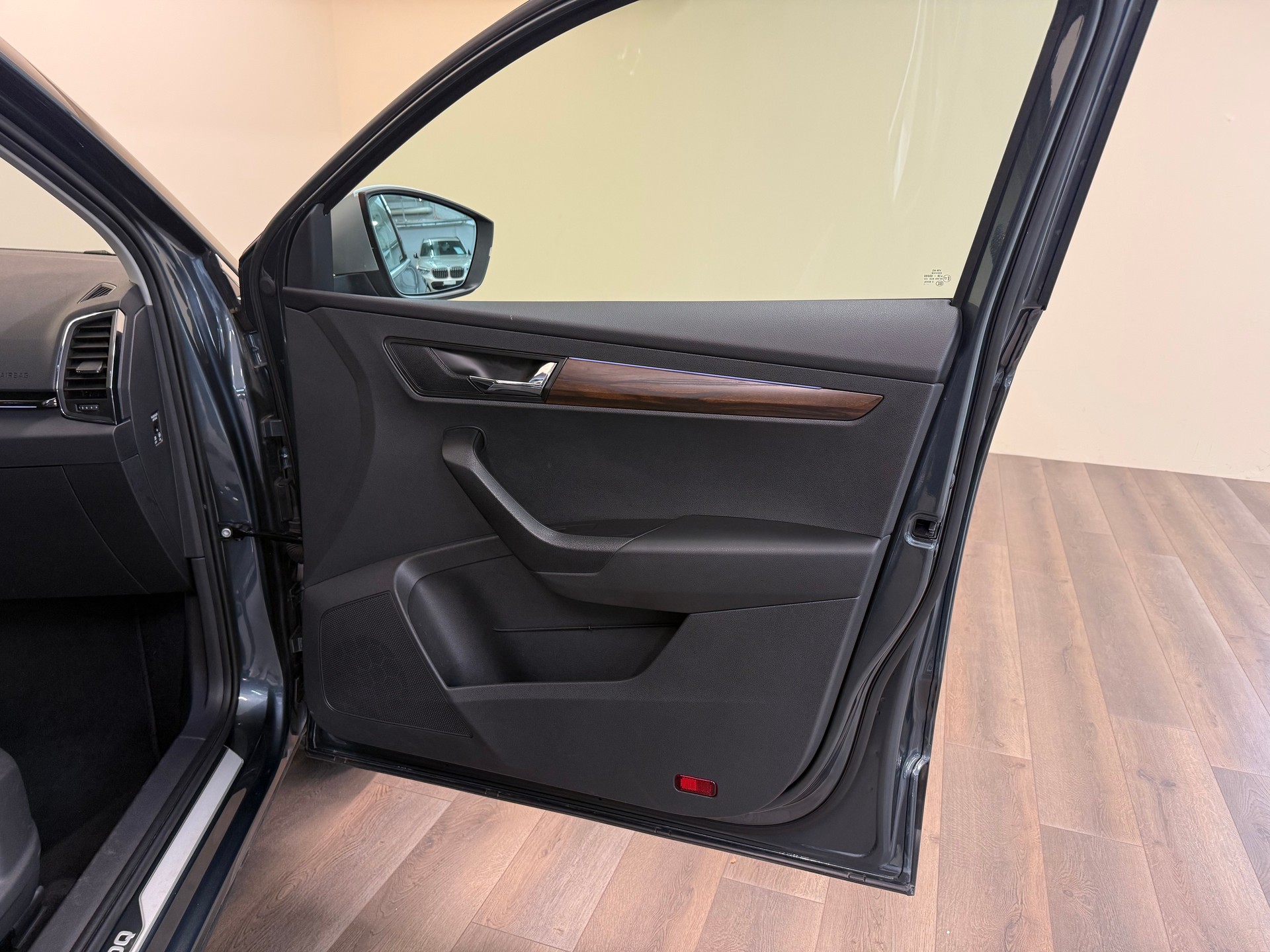 SKODA Karoq 2.0 TDI CR Scout 4x4 DSG-image-24