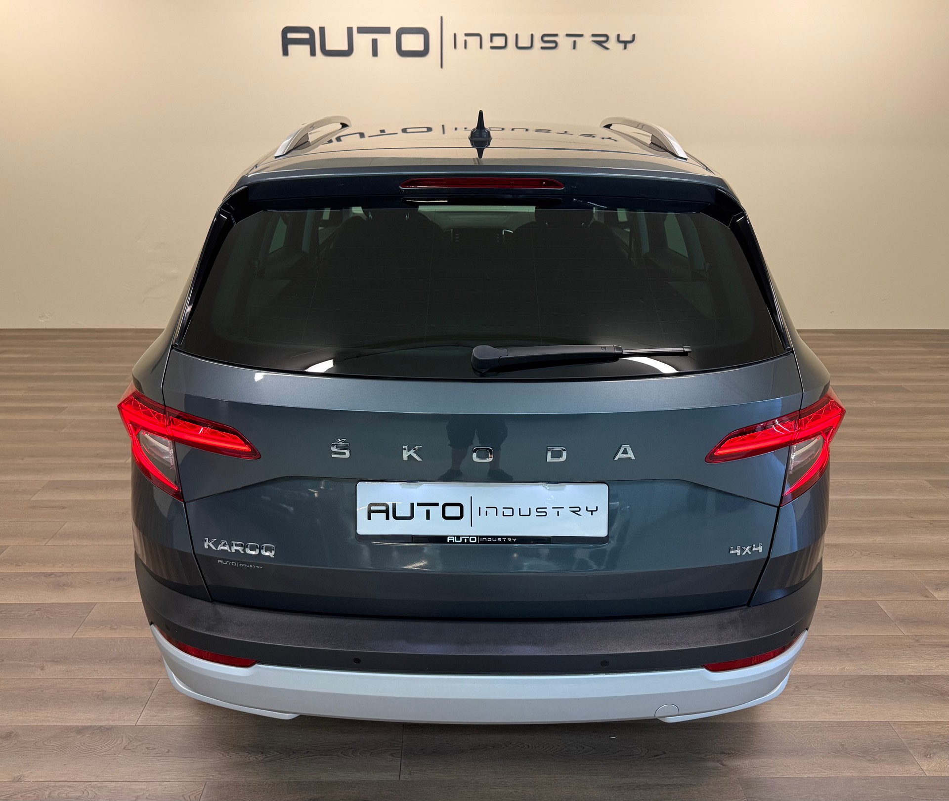 SKODA Karoq 2.0 TDI CR Scout 4x4 DSG-image-8