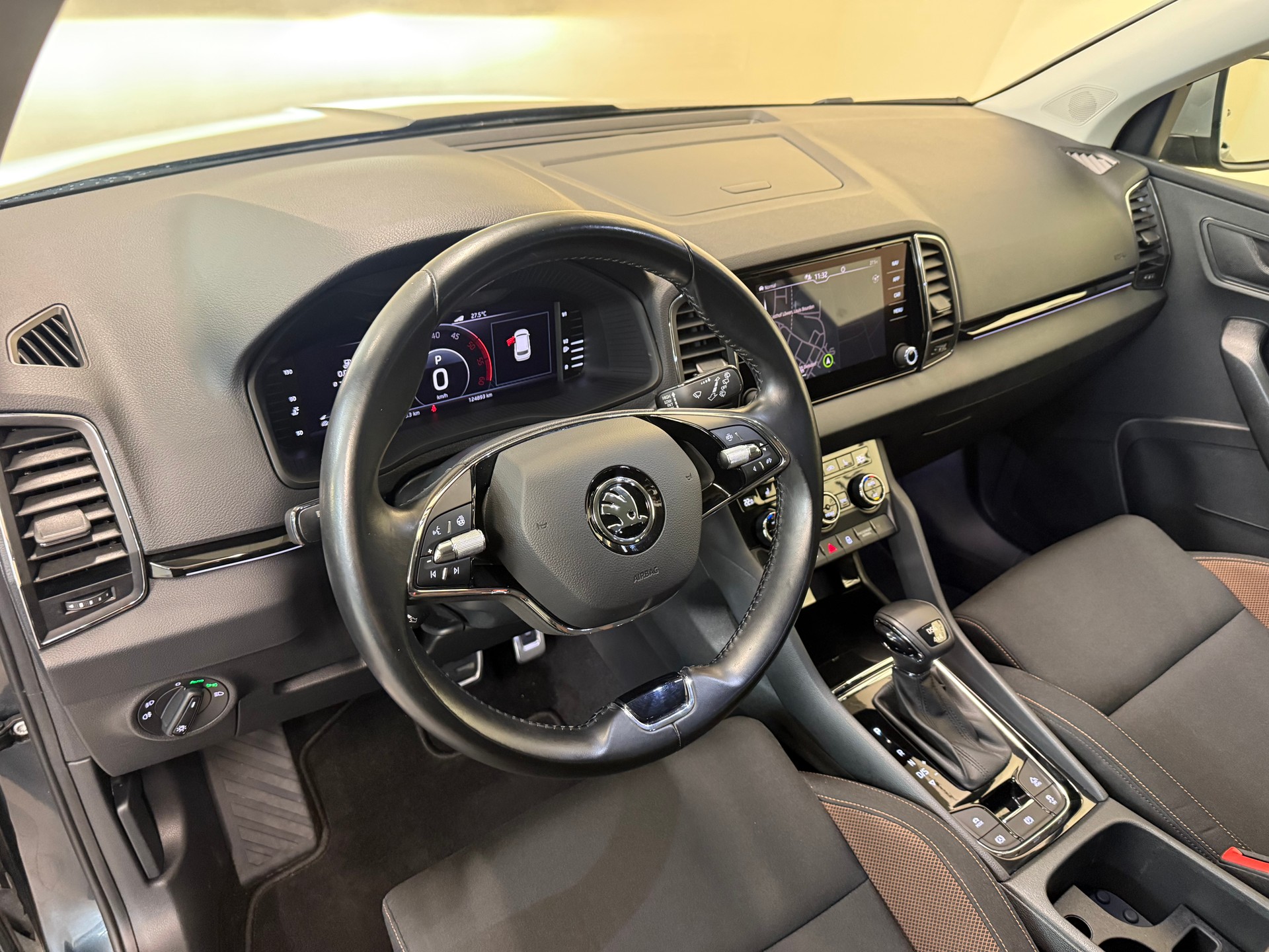 SKODA Karoq 2.0 TDI CR Scout 4x4 DSG-image-14