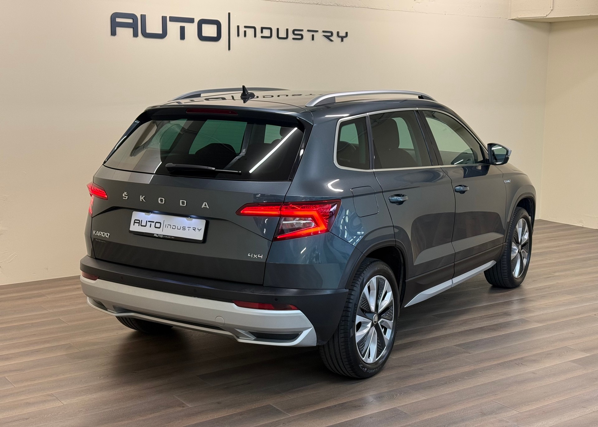 SKODA Karoq 2.0 TDI CR Scout 4x4 DSG-image-2