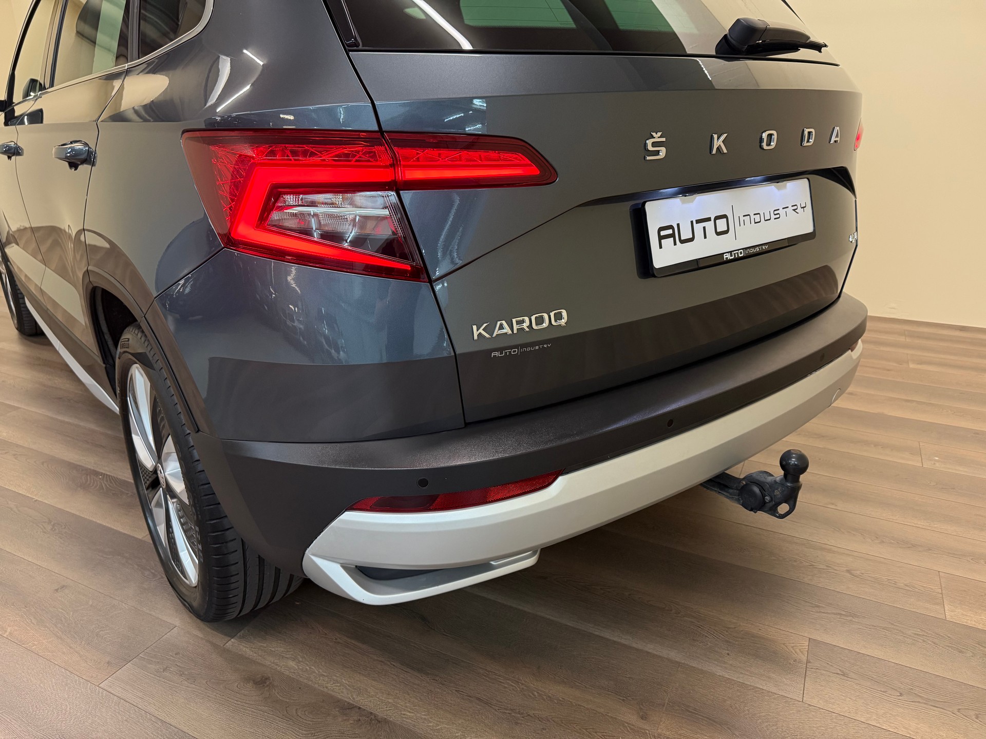 SKODA Karoq 2.0 TDI CR Scout 4x4 DSG-image-10