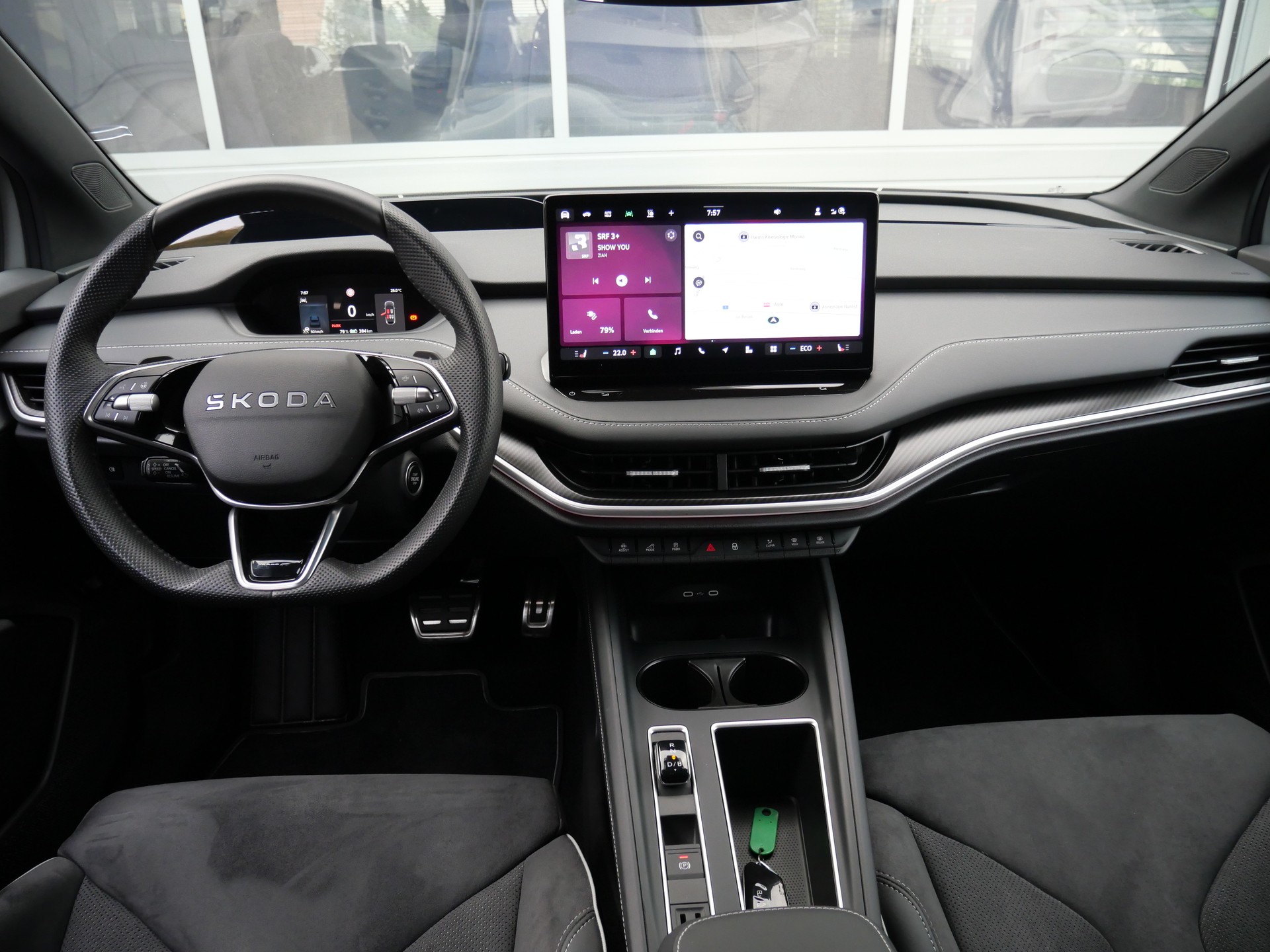 SKODA Enyaq 85x Sportline 4x4 *5 J. Garantie, AHK, 8 Aluräder*-image-18