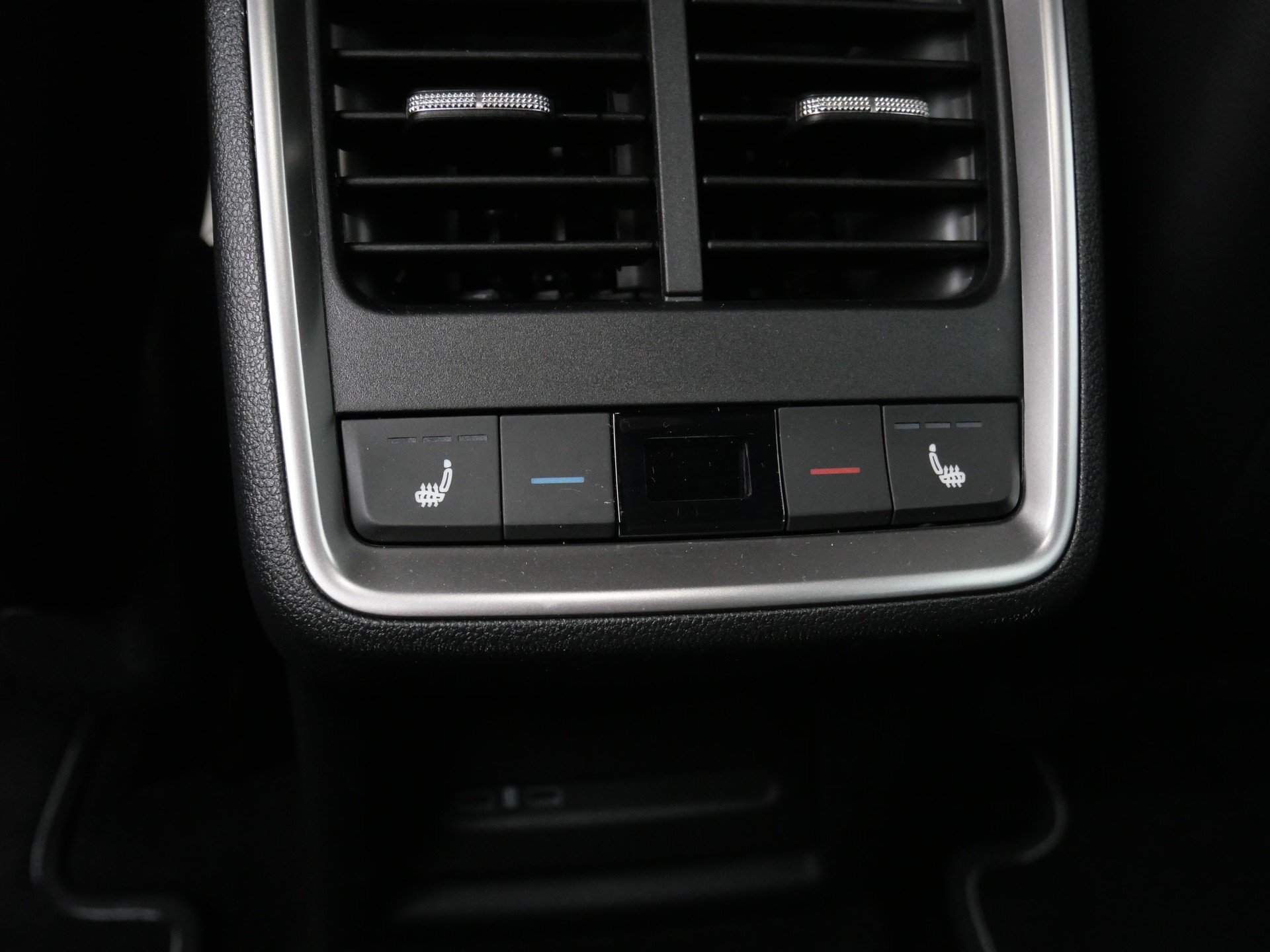 SKODA Enyaq 85x Sportline 4x4 *5 J. Garantie, AHK, 8 Aluräder*-image-13