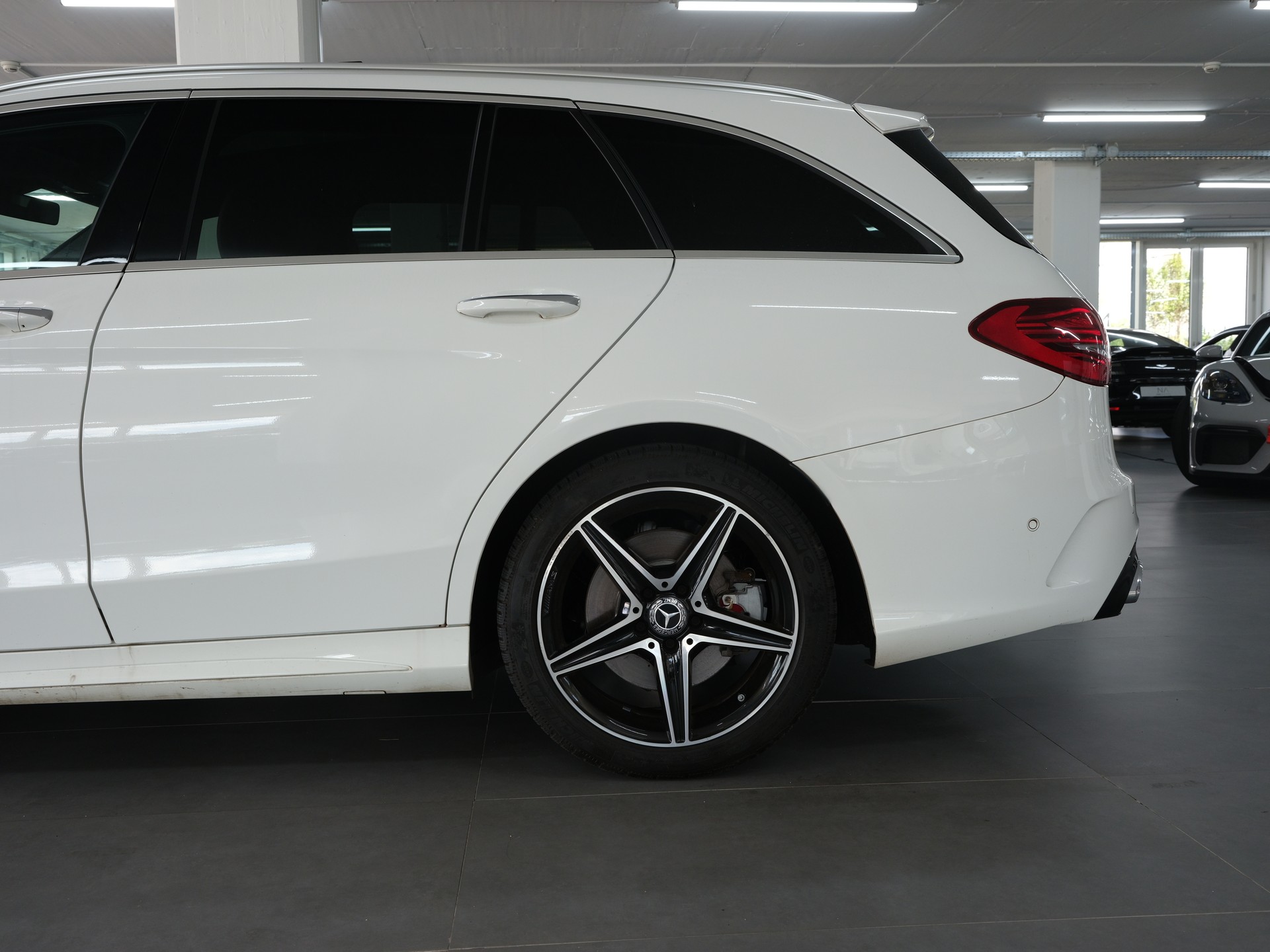 MERCEDES-BENZ C 43 AMG 4Matic 9G-Tronic *Burmster* *360 Kamera* *Edition One*-image-13