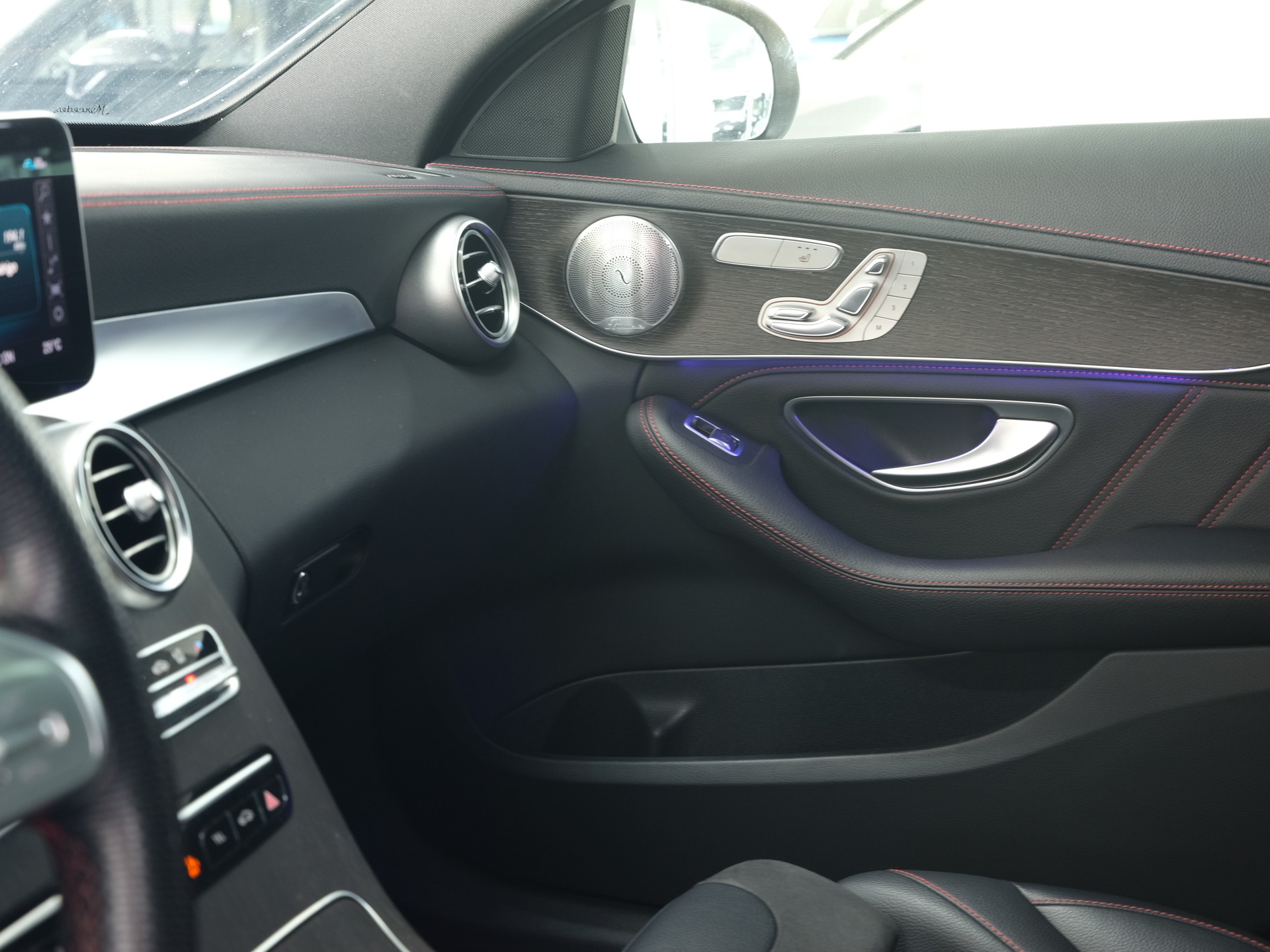 MERCEDES-BENZ C 43 AMG 4Matic 9G-Tronic *Burmster* *360 Kamera* *Edition One*-image-23