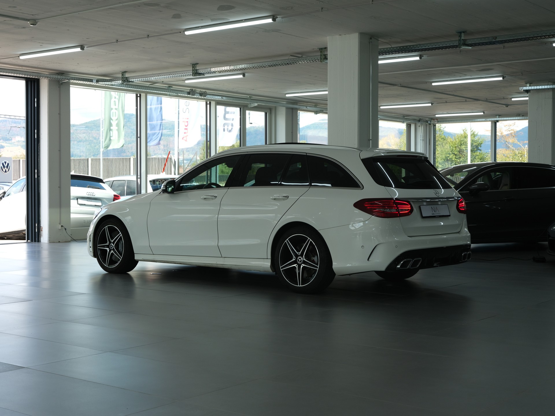 MERCEDES-BENZ C 43 AMG 4Matic 9G-Tronic *Burmster* *360 Kamera* *Edition One*-image-17