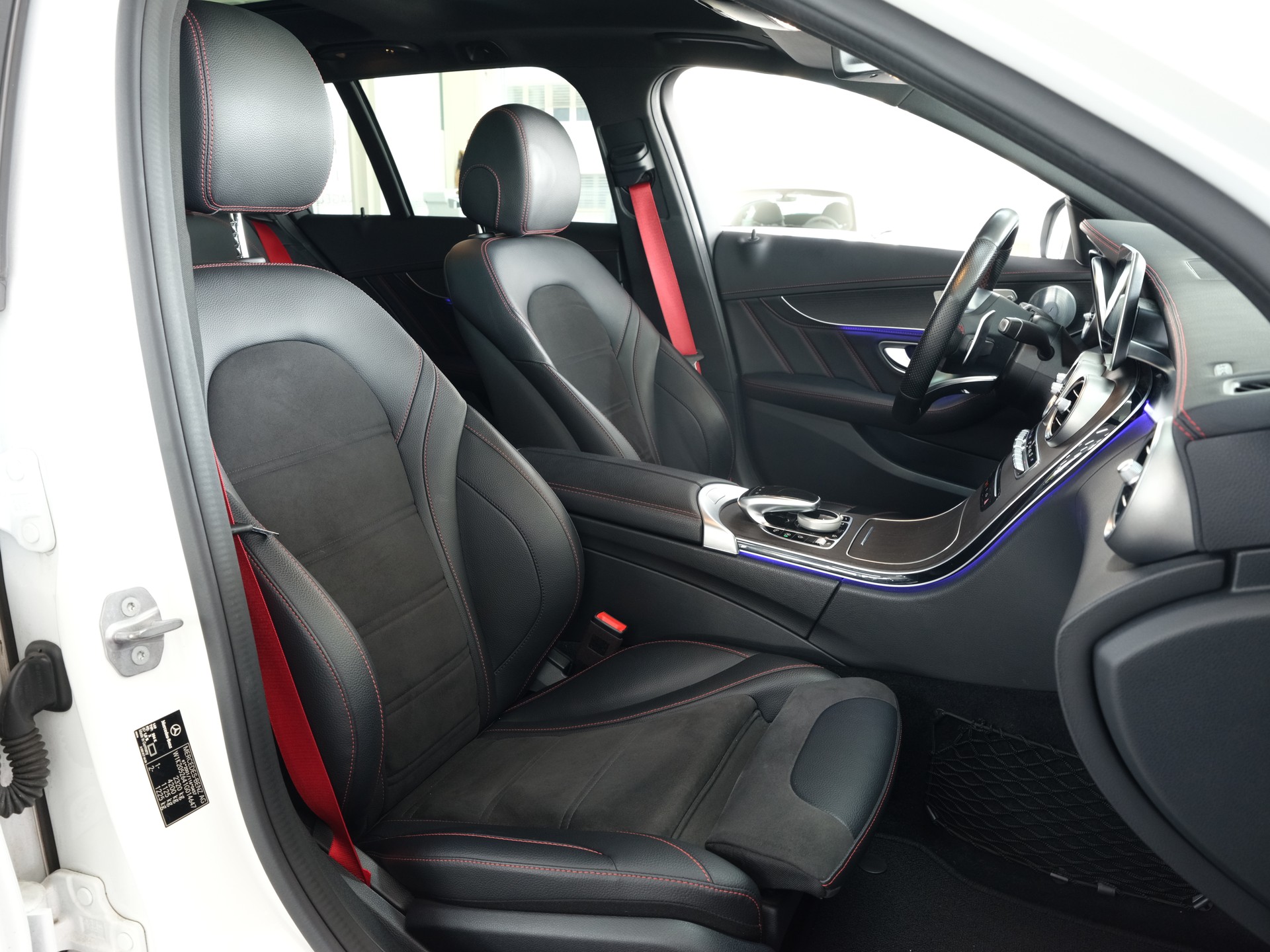 MERCEDES-BENZ C 43 AMG 4Matic 9G-Tronic *Burmster* *360 Kamera* *Edition One*-image-32