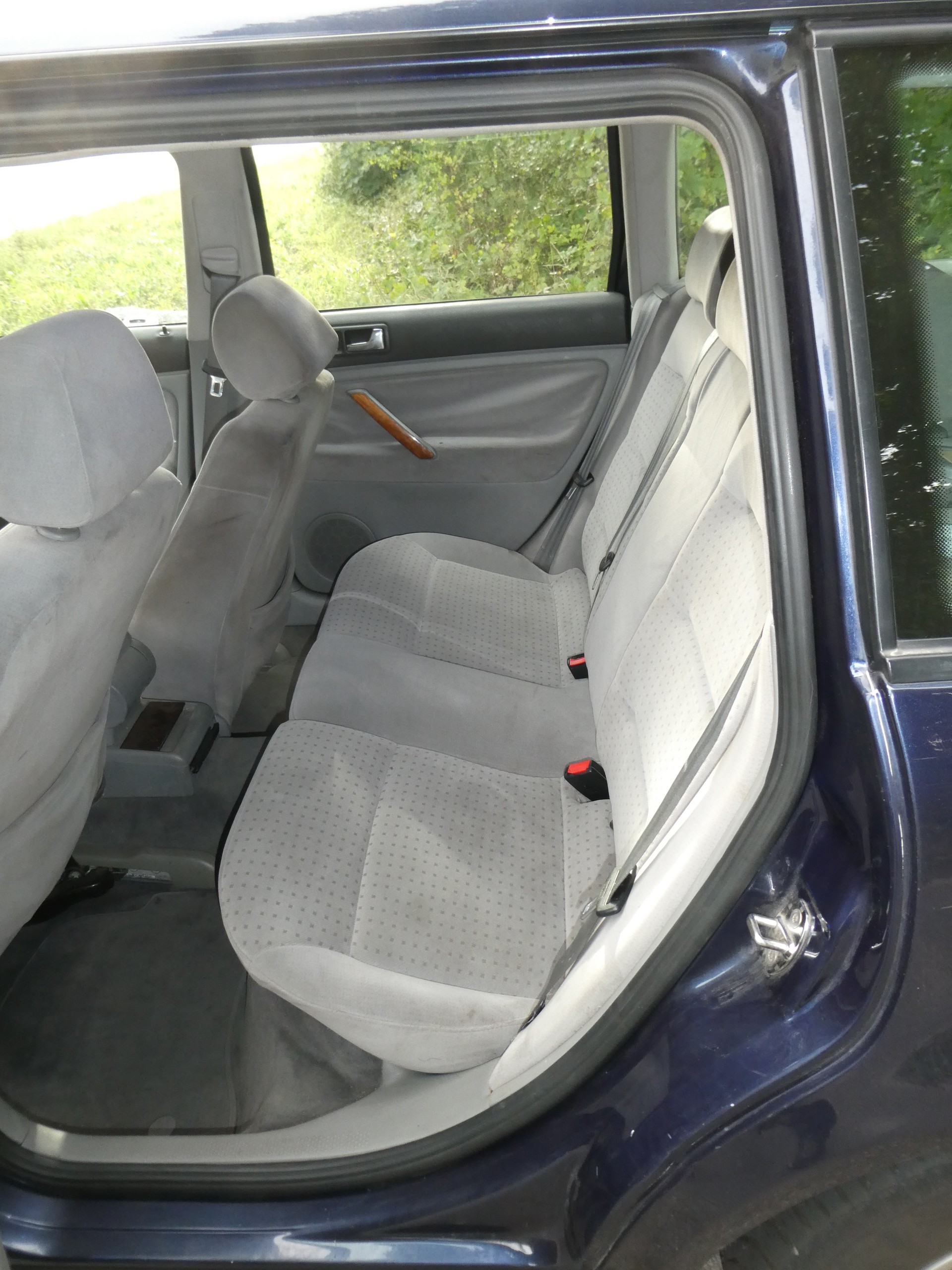 VW Passat Variant 1.8 T Comfortline-image-9