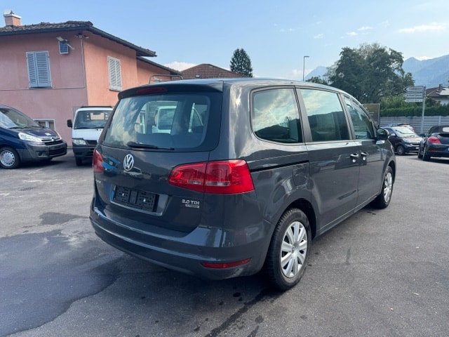 VW Sharan 2.0 TDI BlueMotion Technology Trendline DSG-image-6