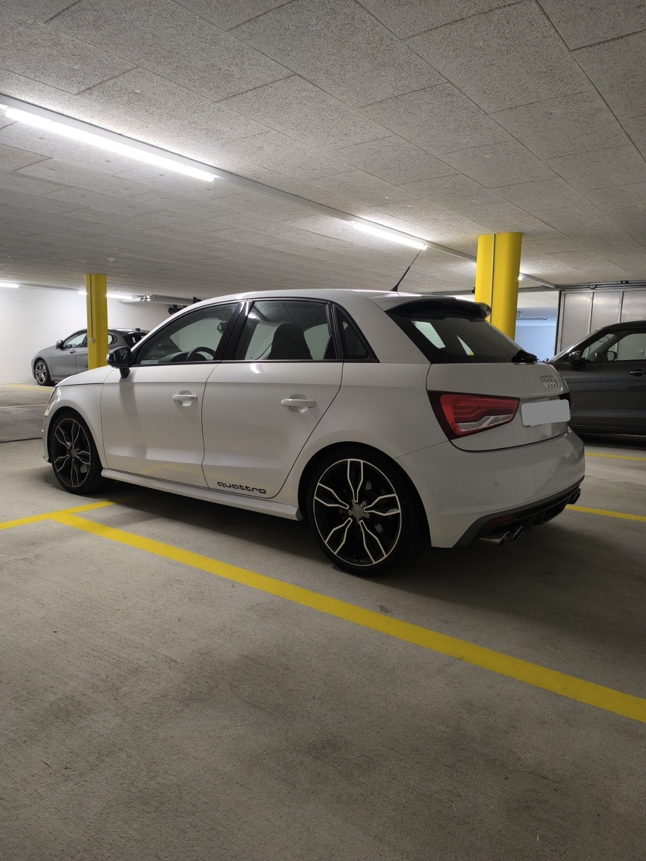 AUDI S1-image-3