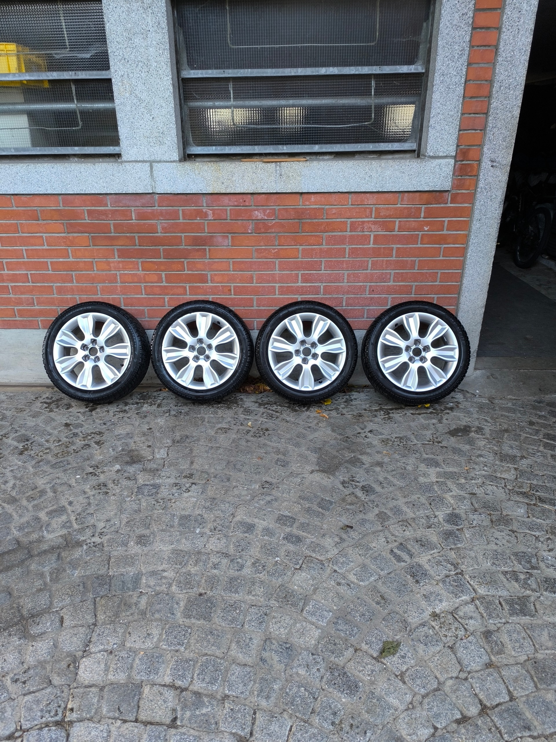 AUDI S1-image-10