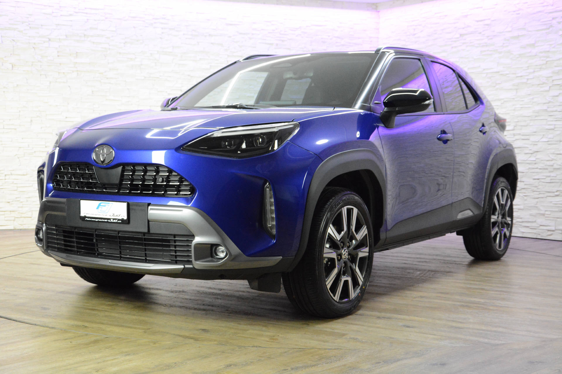TOYOTA Yaris Cross 1.5 VVT-i HSD Premium AWD-i