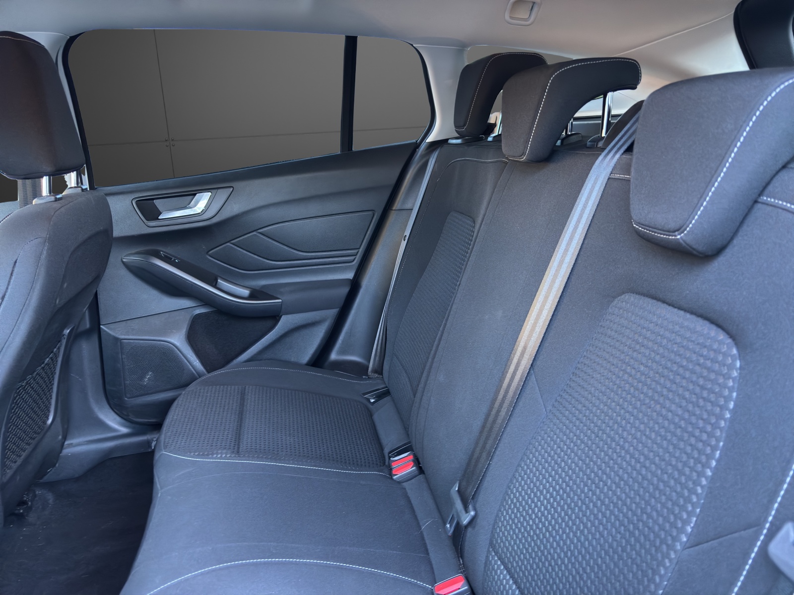 FORD Focus 1.5 TDCi Cool Connect Automatic-image-10