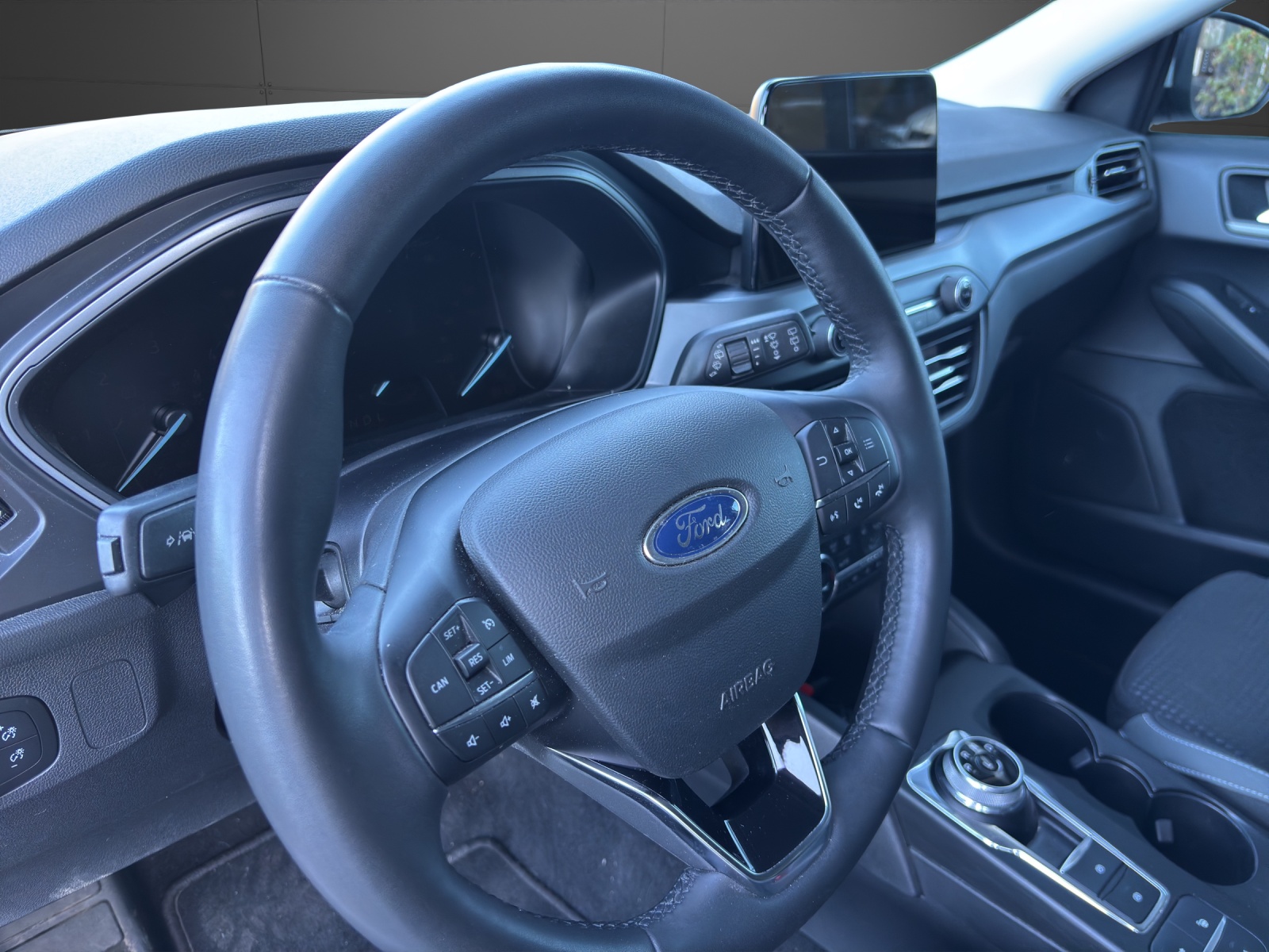 FORD Focus 1.5 TDCi Cool Connect Automatic-image-3