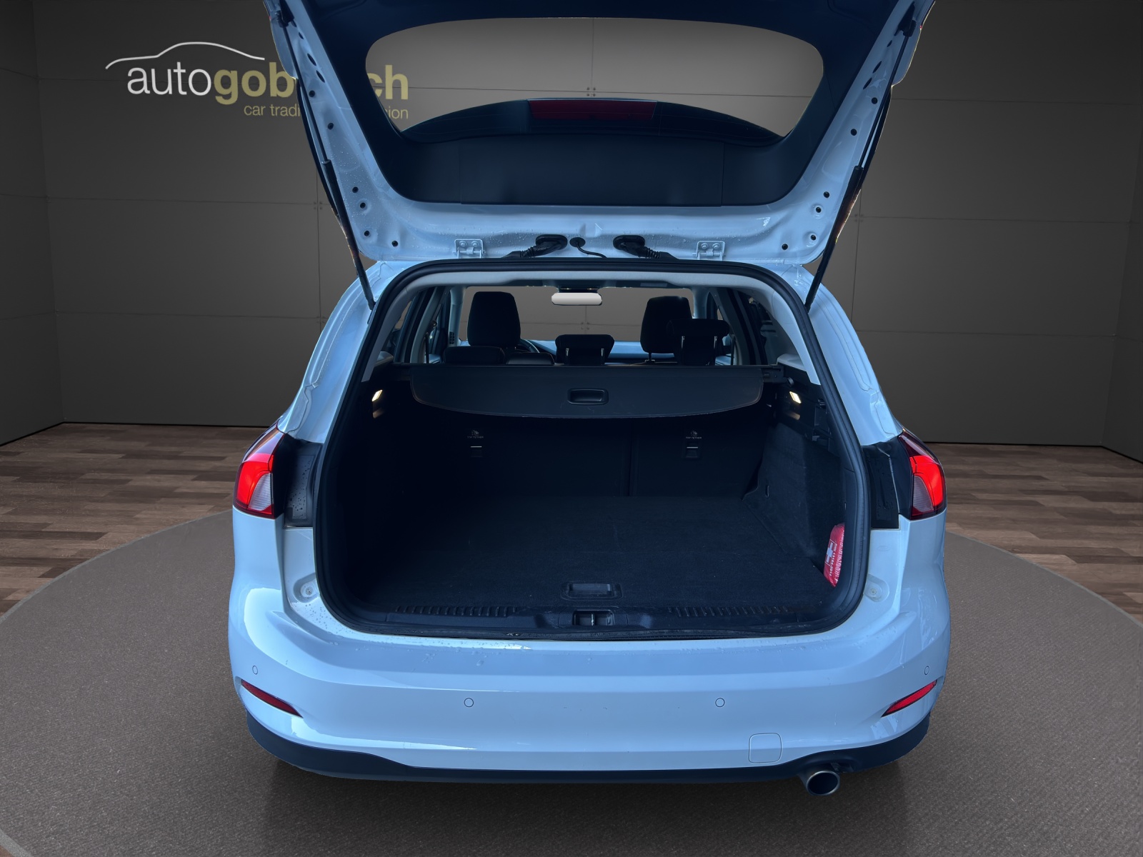 FORD Focus 1.5 TDCi Cool Connect Automatic-image-11