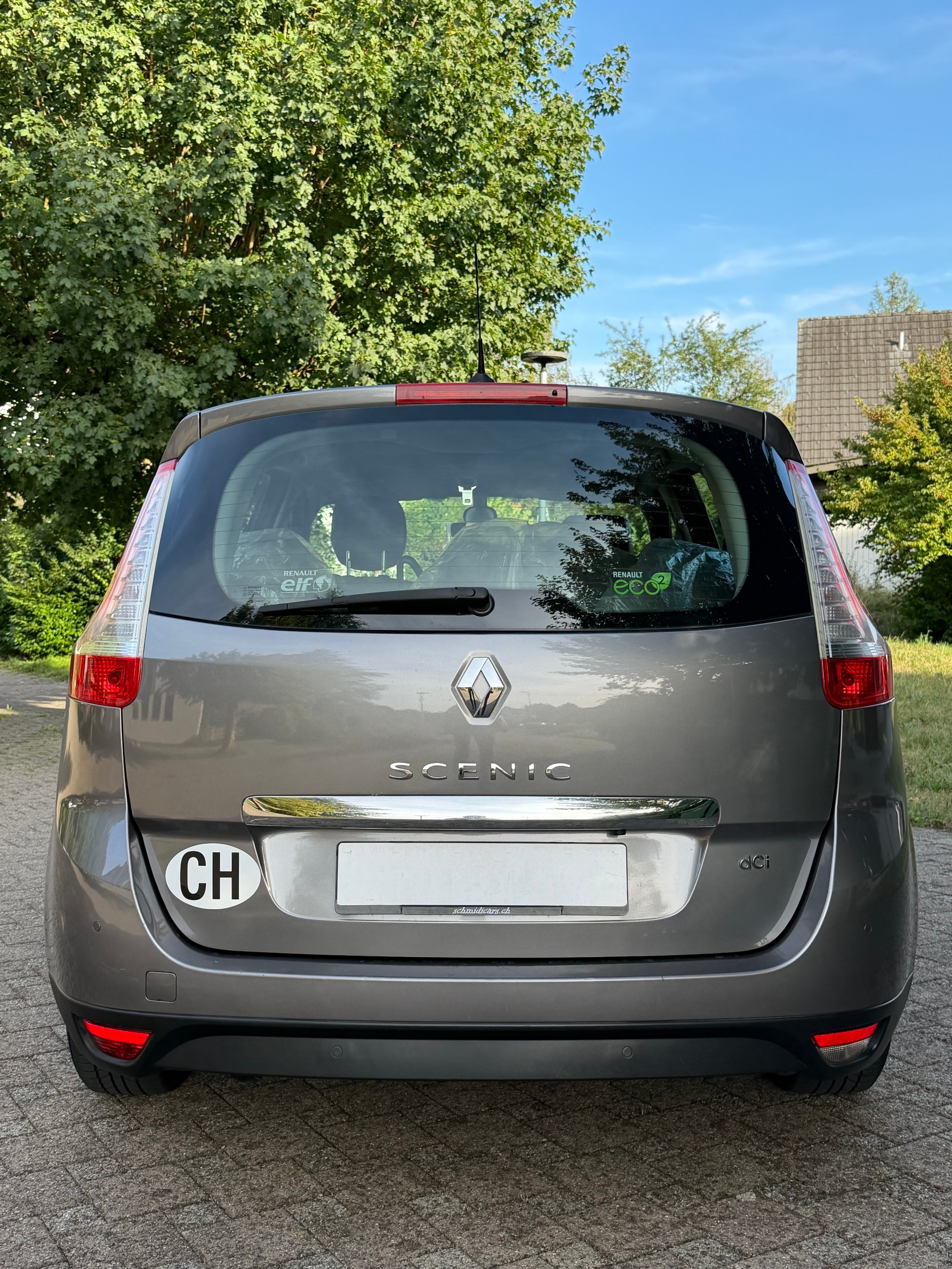 RENAULT Grand Scénic 1.5 dCi Dynamique-image-5