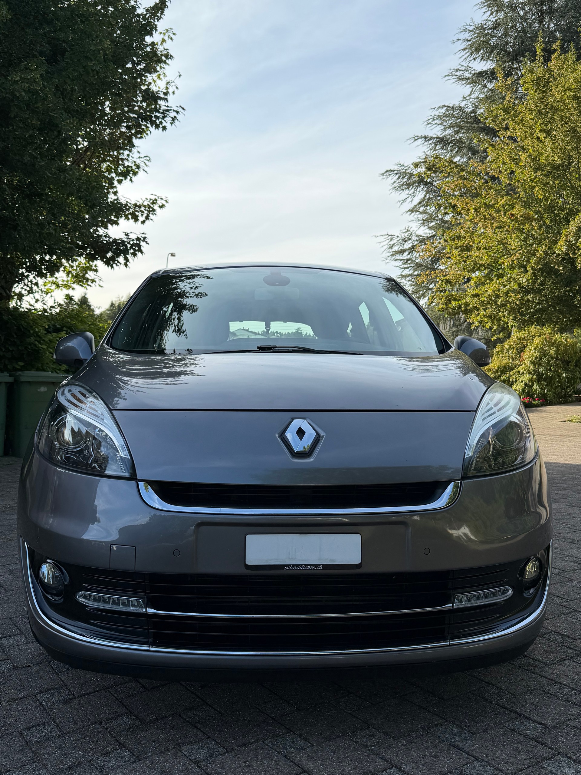 RENAULT Grand Scénic 1.5 dCi Dynamique-image-2