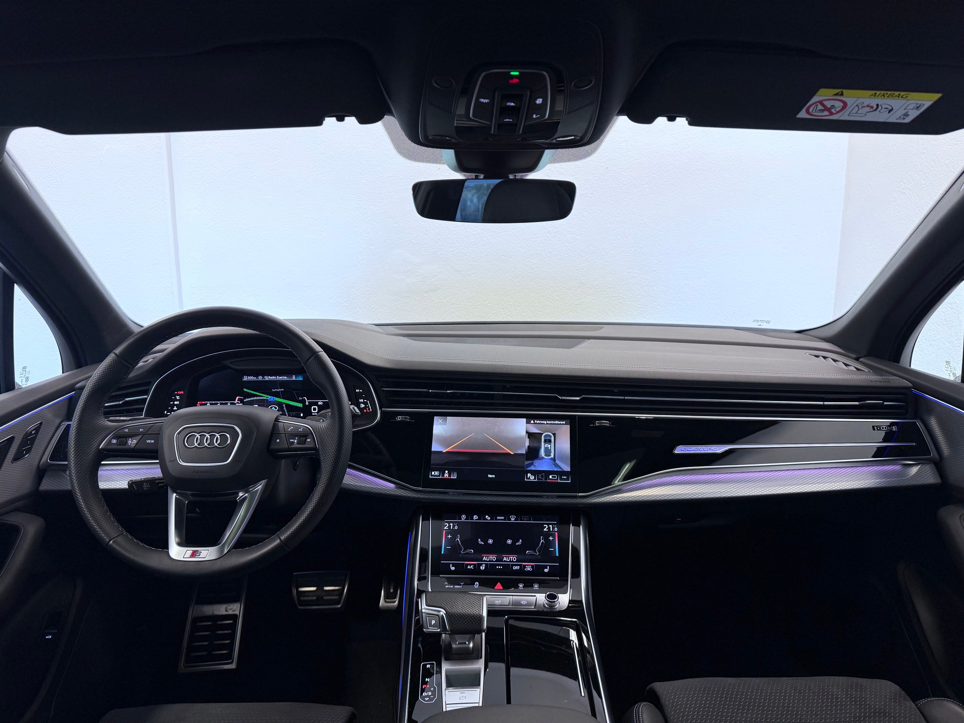 AUDI SQ7 TFSI quattro tiptronic 7-Plätzer "ALL BLACK"-image-13