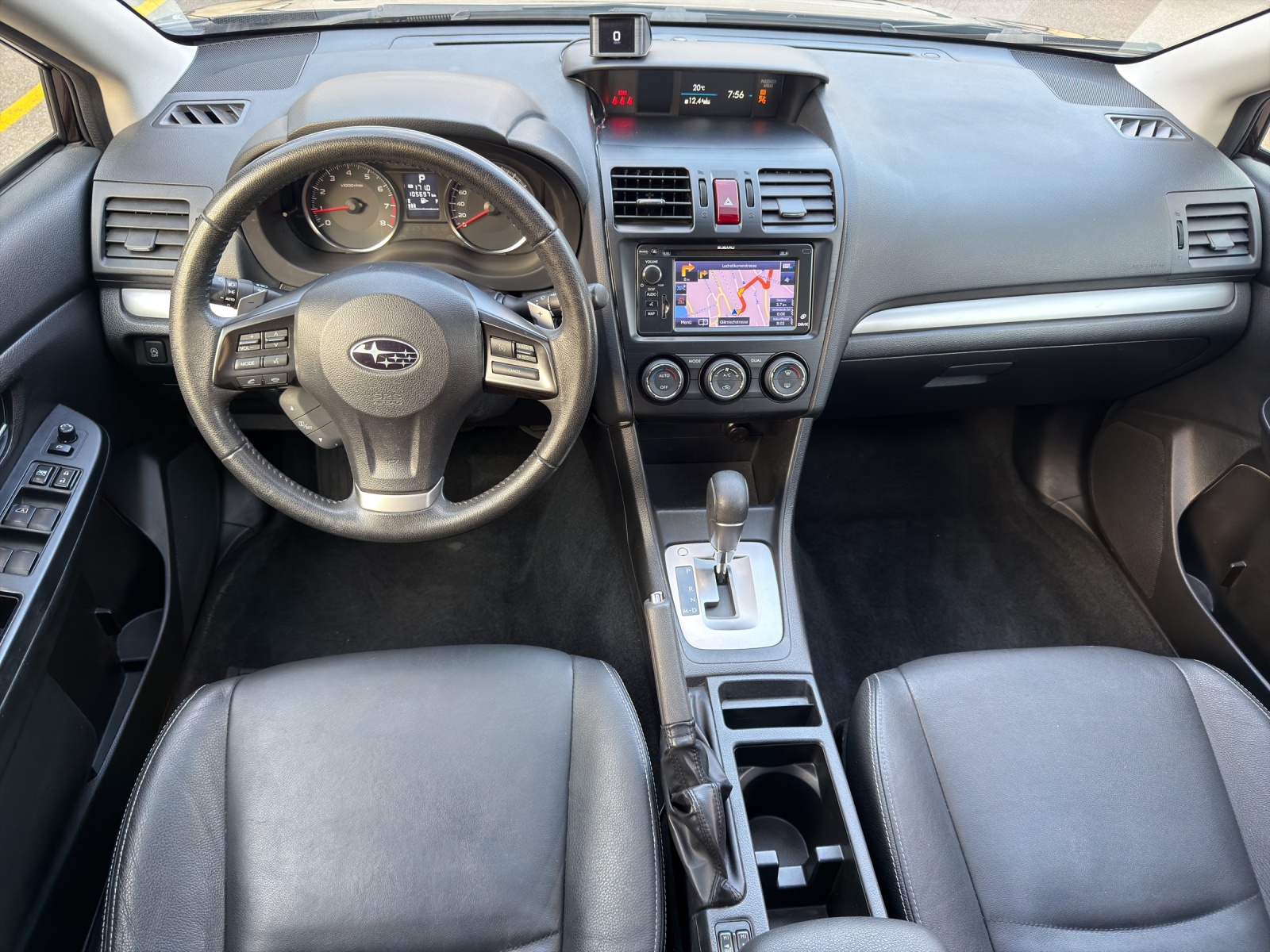 SUBARU XV 2.0 Swiss Three AWD CVT-image-12