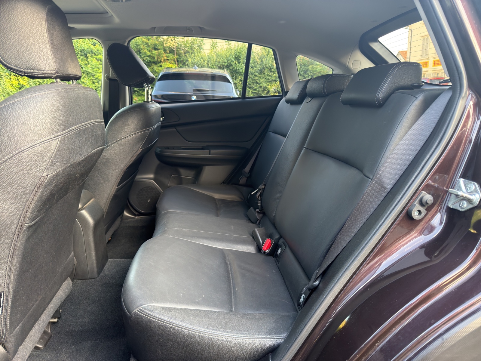 SUBARU XV 2.0 Swiss Three AWD CVT-image-10