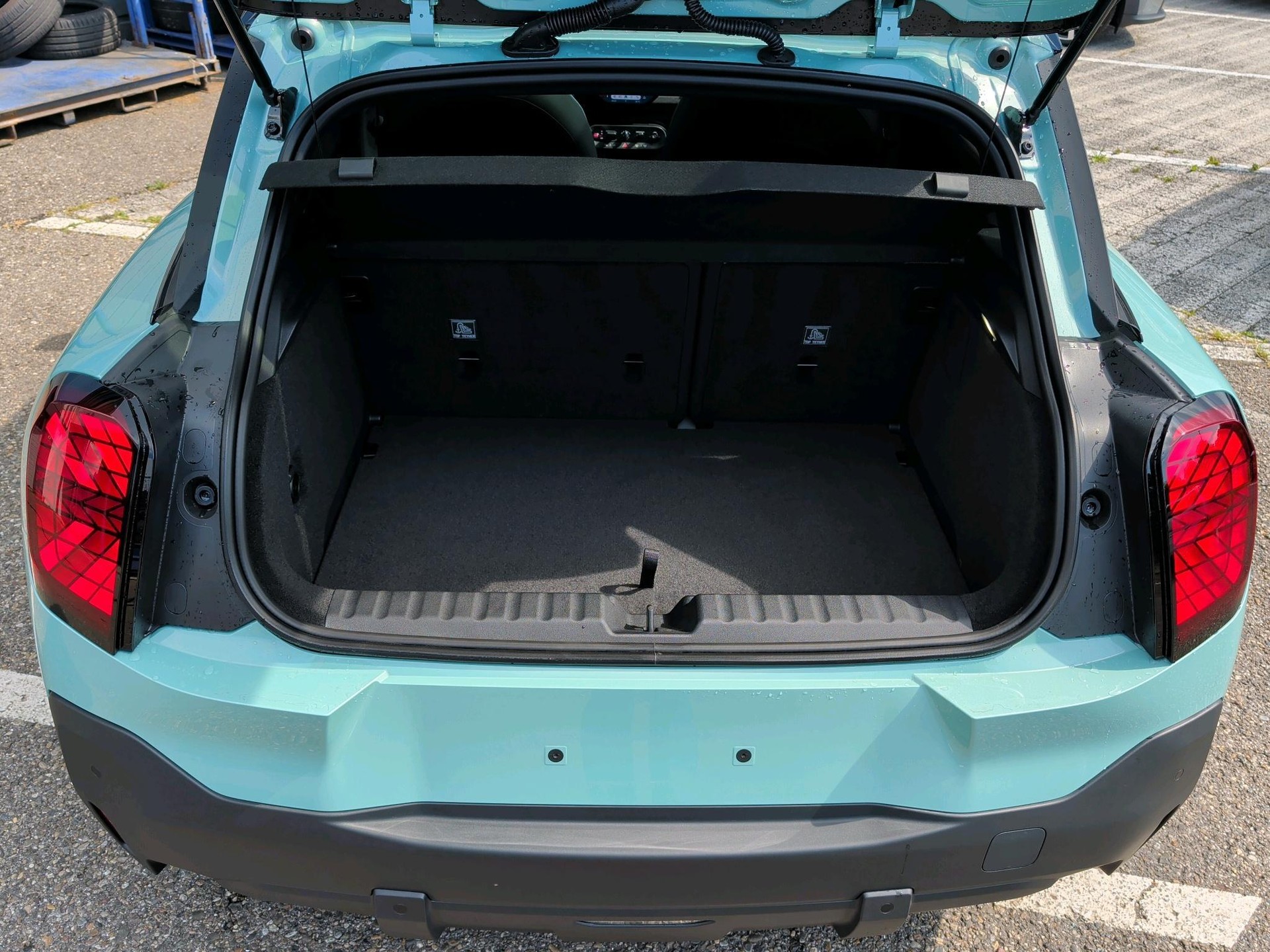 MINI Aceman SE-image-15