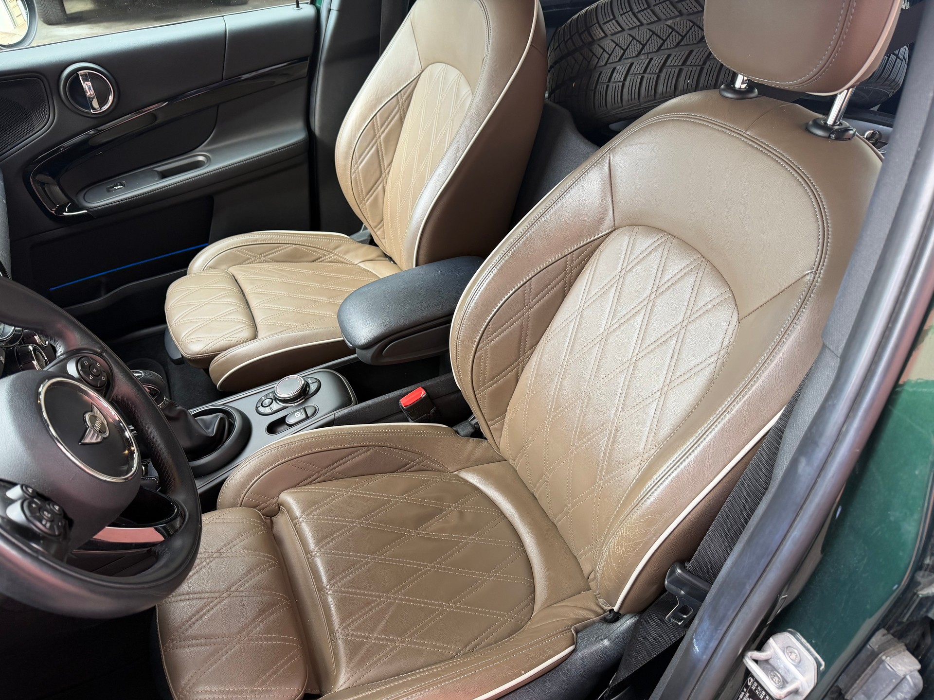 MINI Countryman Cooper S E ALL4 Steptronic-image-10