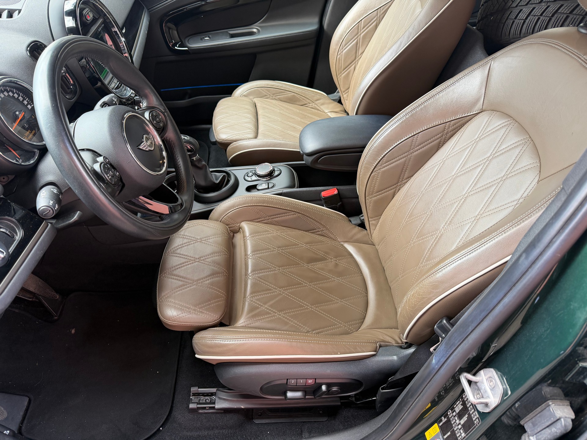 MINI Countryman Cooper S E ALL4 Steptronic-image-11