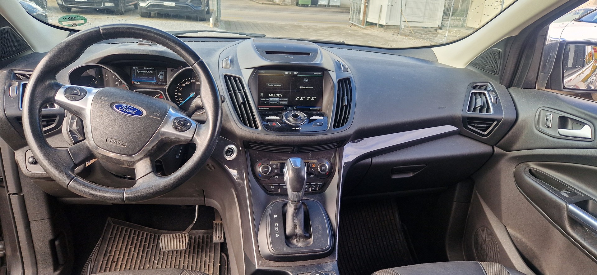 FORD Kuga 2.0 TDCi Titanium 4WD PowerShift-image-7