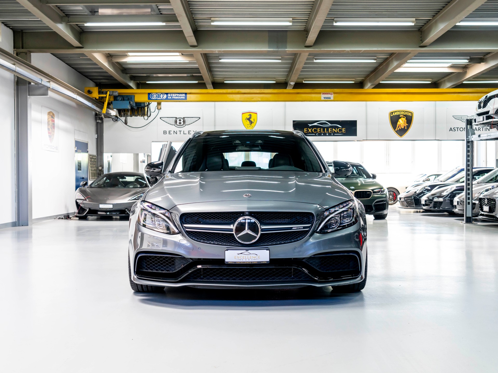 MERCEDES-BENZ C 63 S AMG Speedshift-showroom-element-1