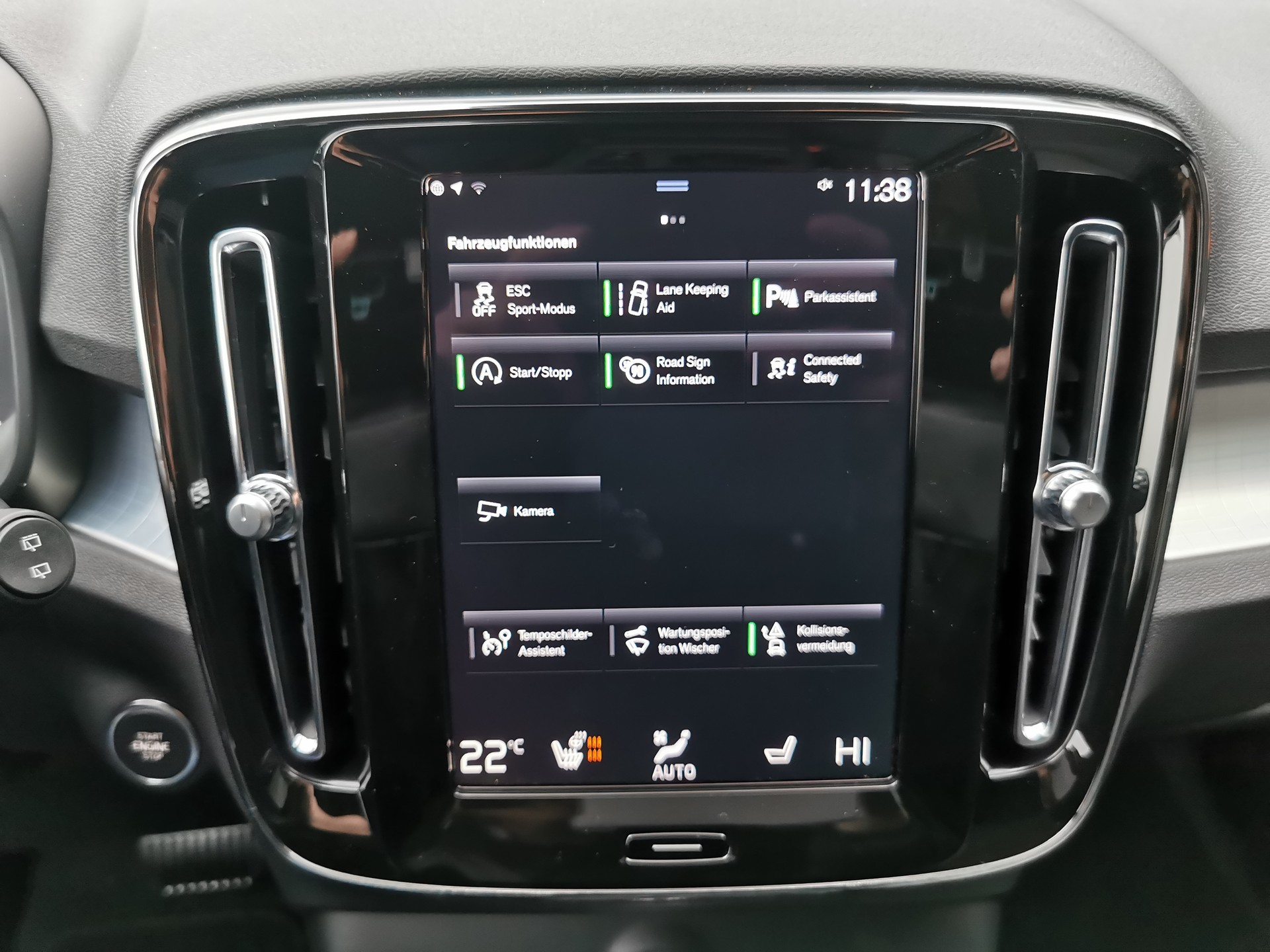 VOLVO XC40 1.5 T2 XCITE-image-10