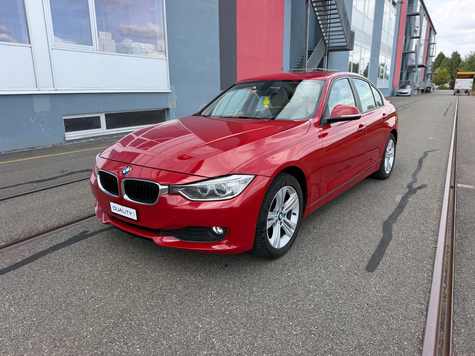 BMW 320d xDrive Steptronic-image-0