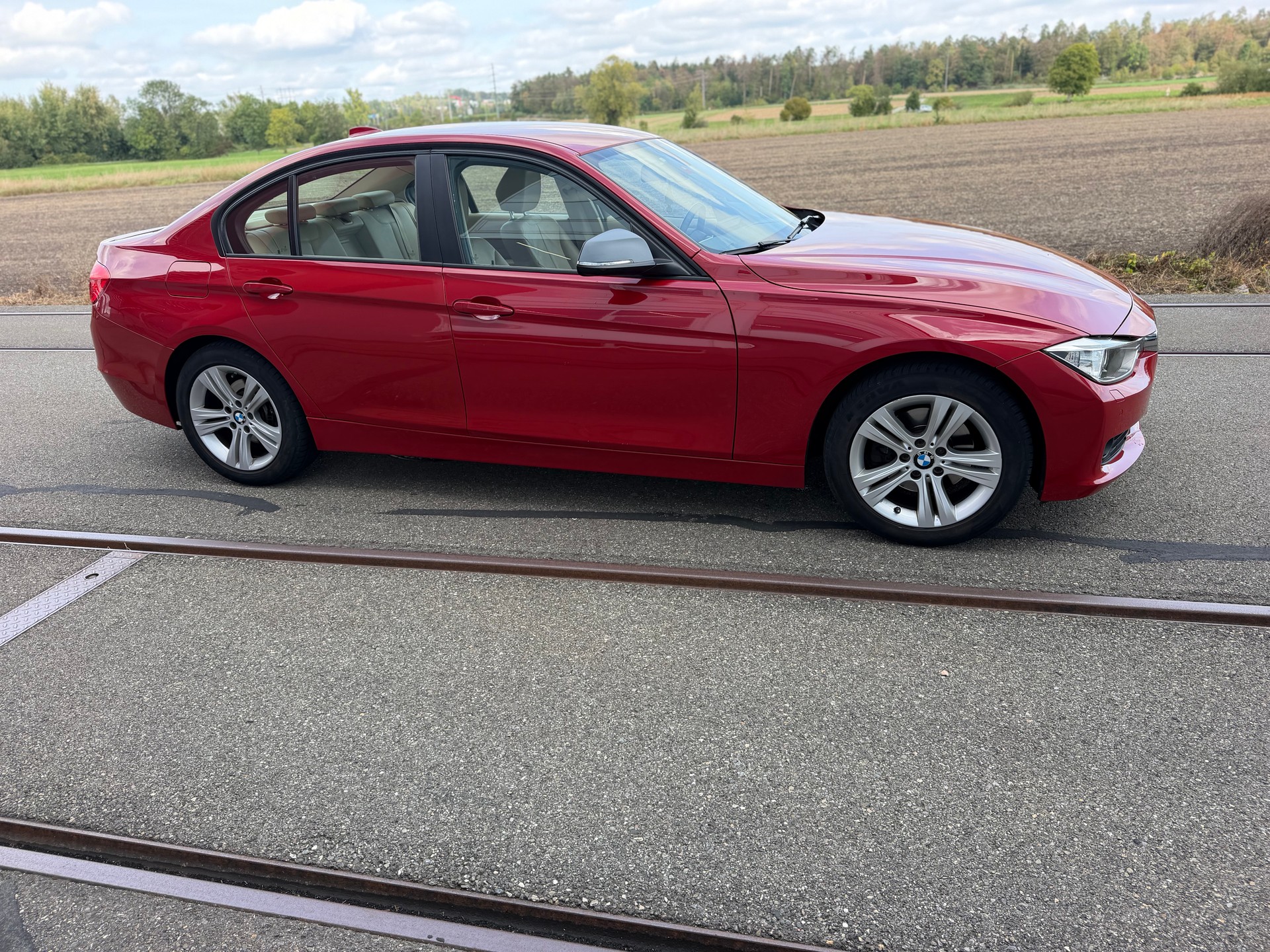 BMW 320d xDrive Steptronic-image-3