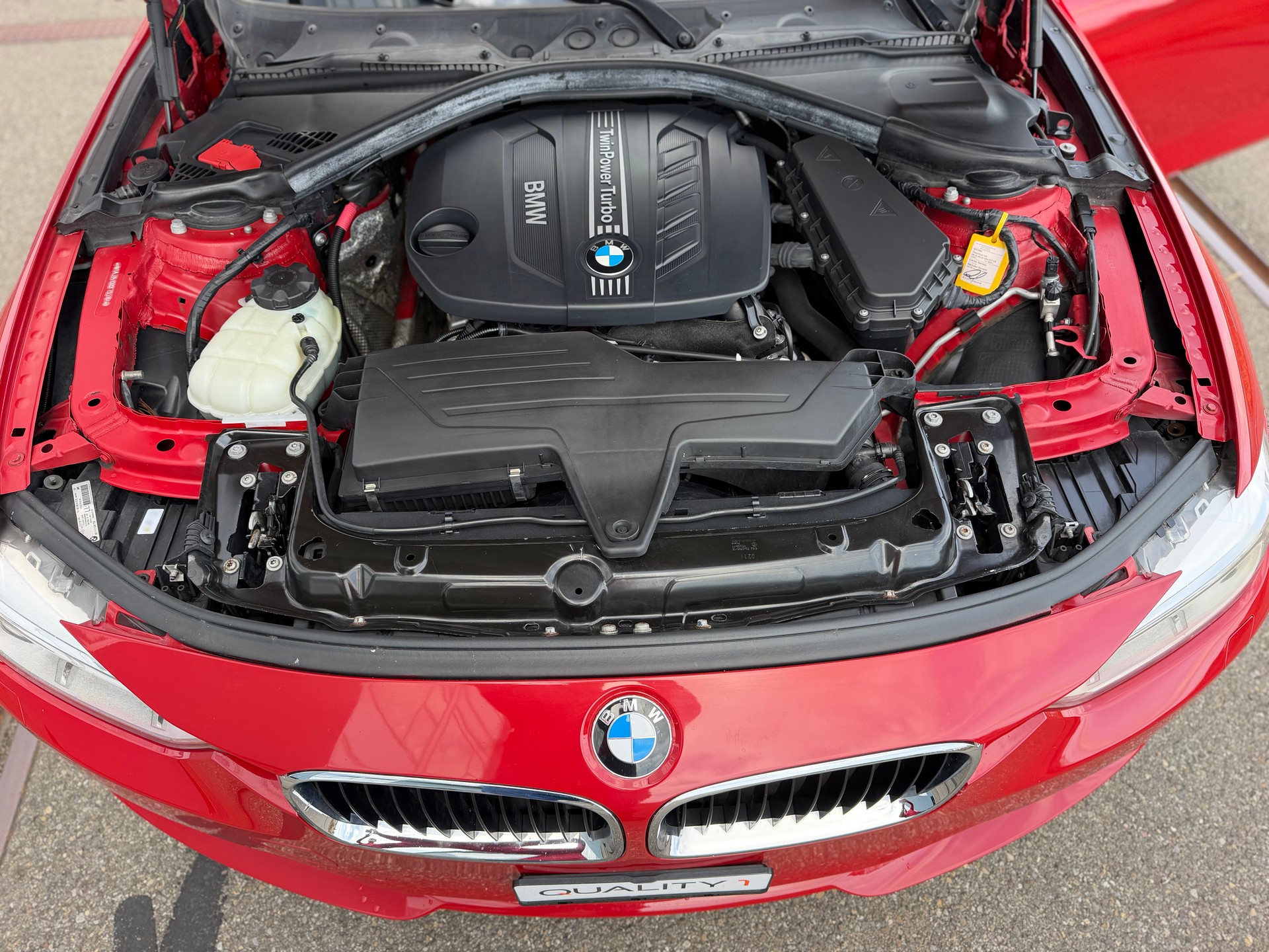 BMW 320d xDrive Steptronic-image-16