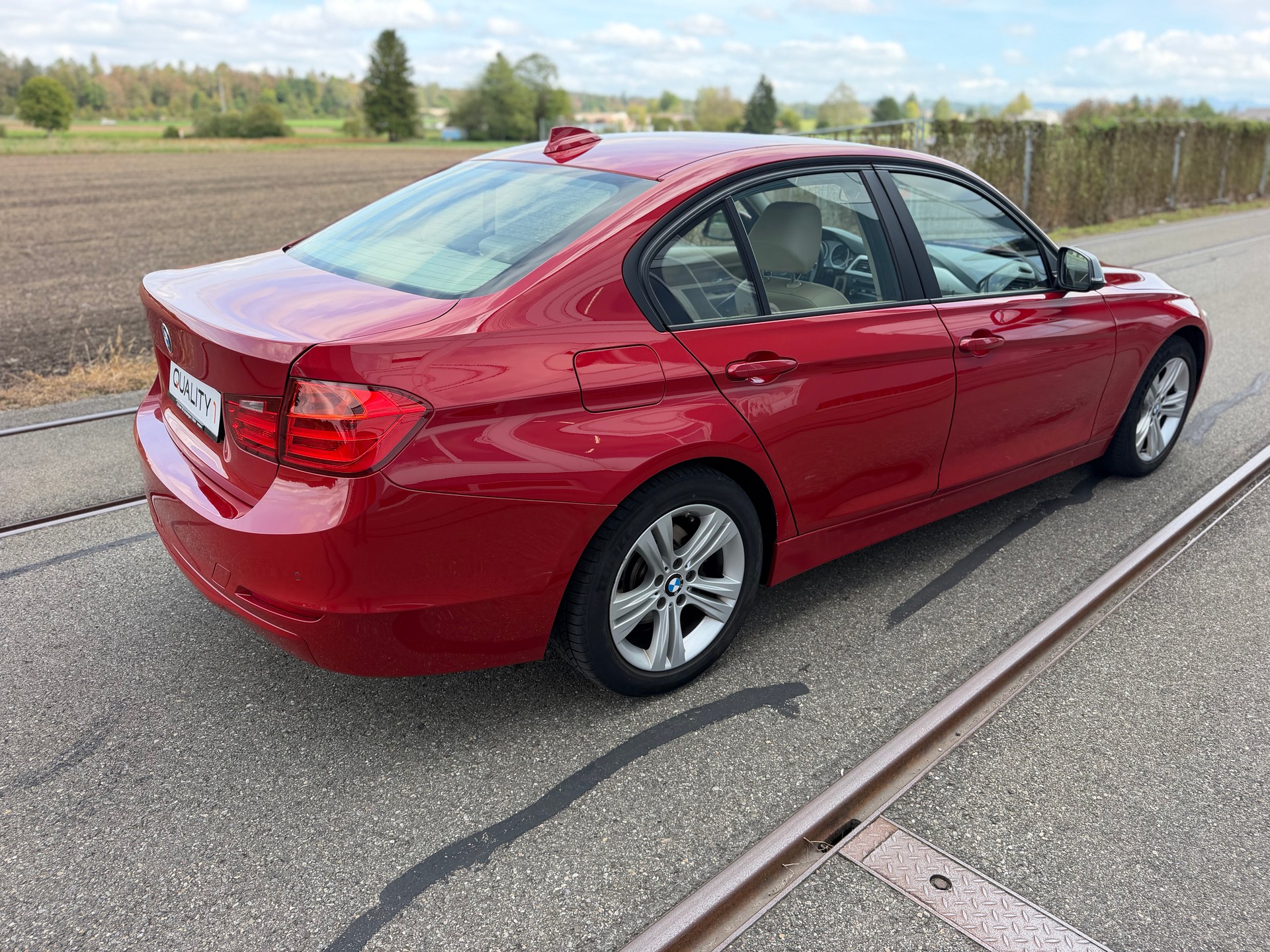 BMW 320d xDrive Steptronic-image-4