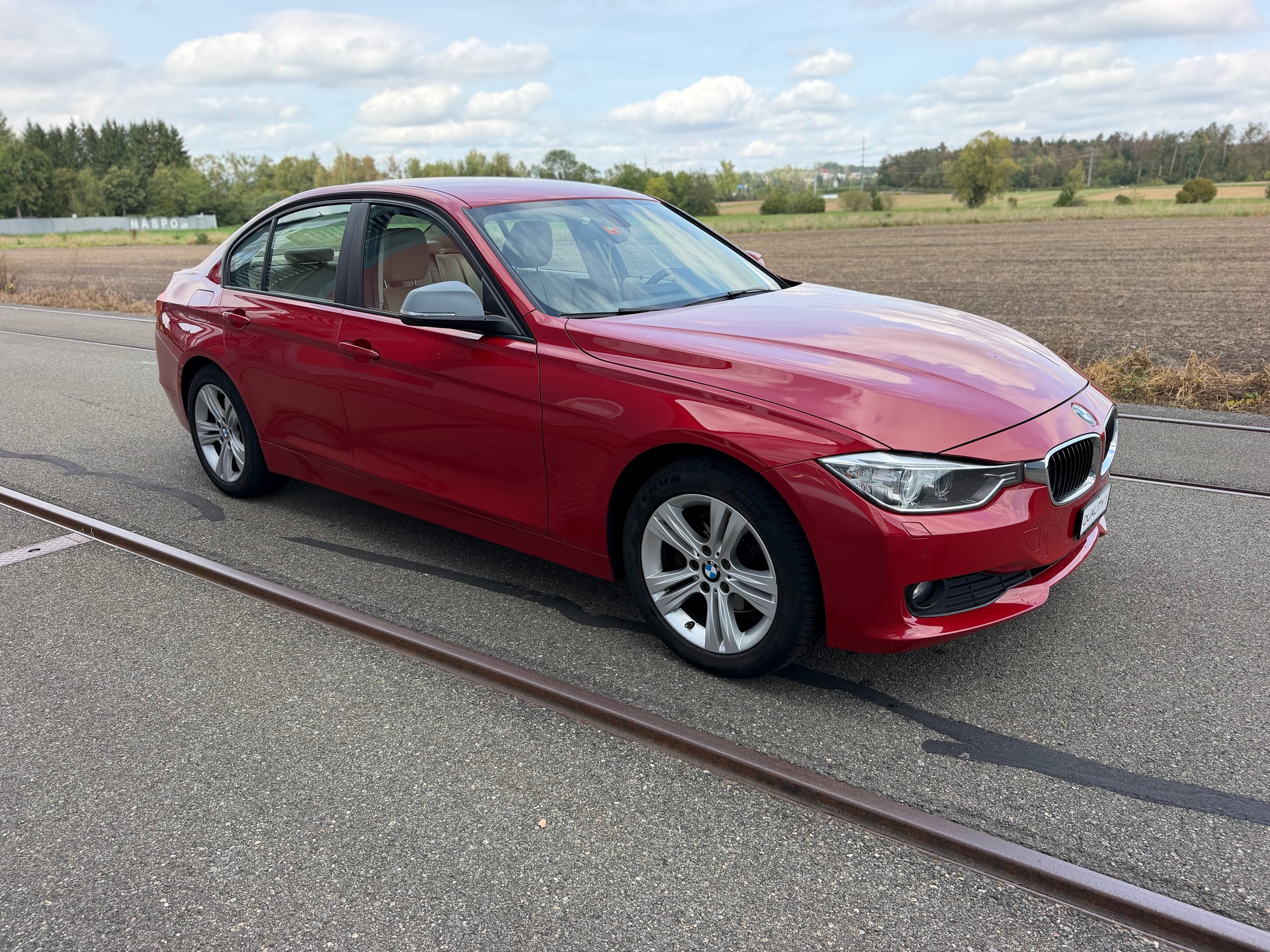 BMW 320d xDrive Steptronic-image-2