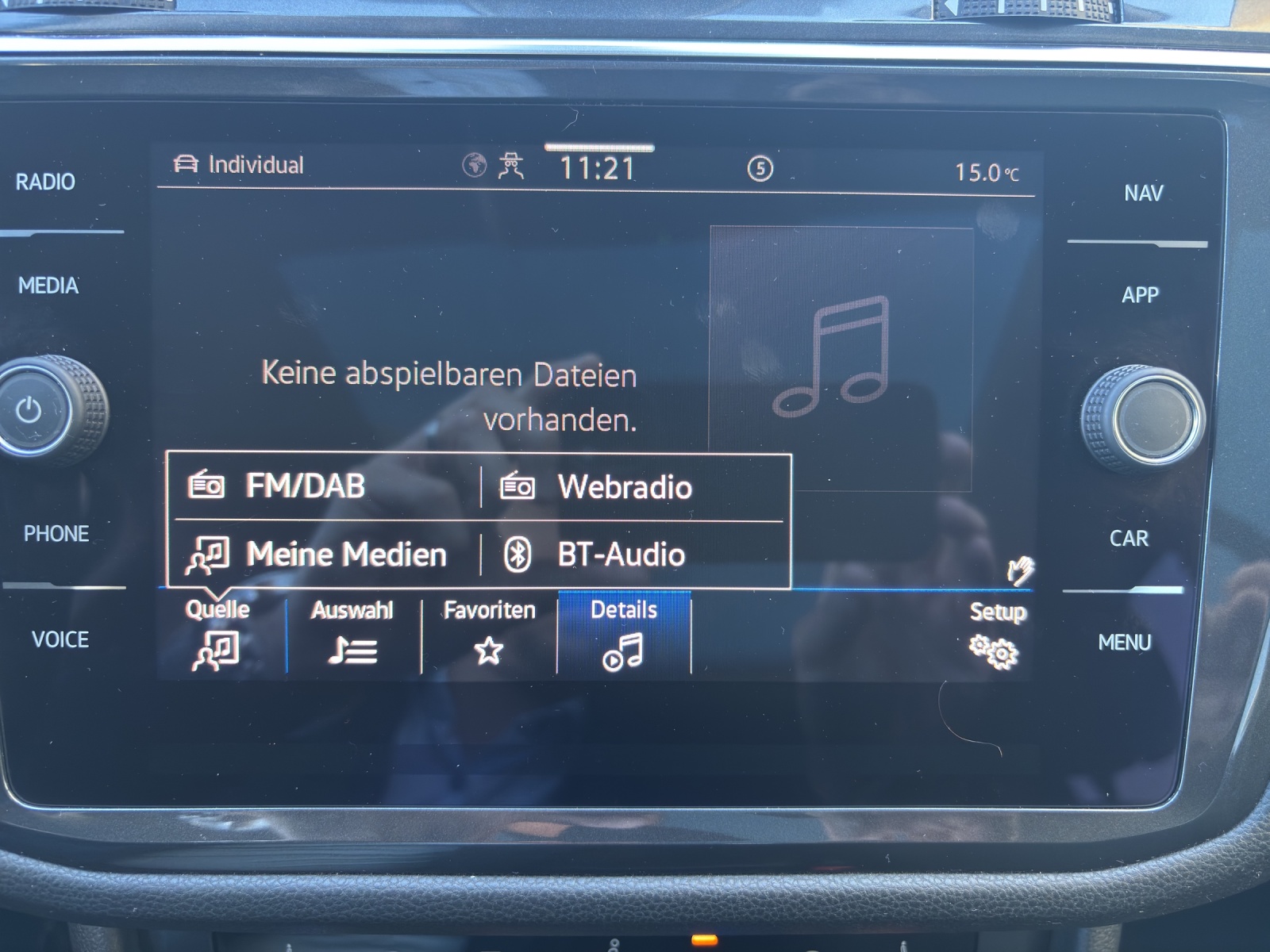 VW Tiguan Allspace 2.0TSI Elegance 4Motion DSG mit AHK & Panorama-Ausstell-/Schiebedach-image-22