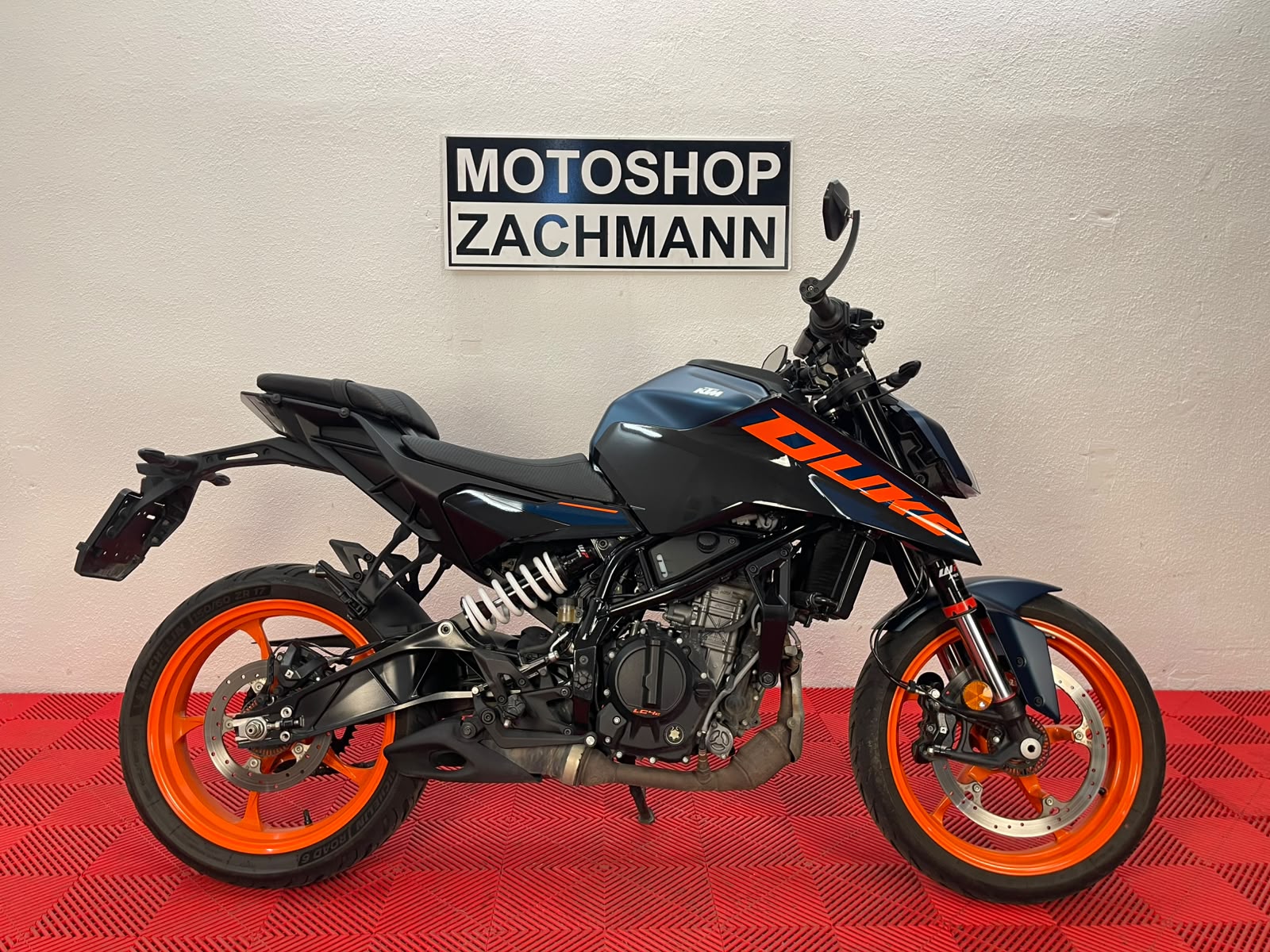 KTM 125 DUKE 2024