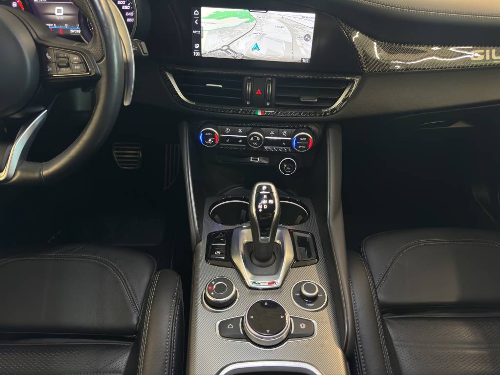 ALFA ROMEO Giulia 2.0 Veloce Premium Q4-image-6