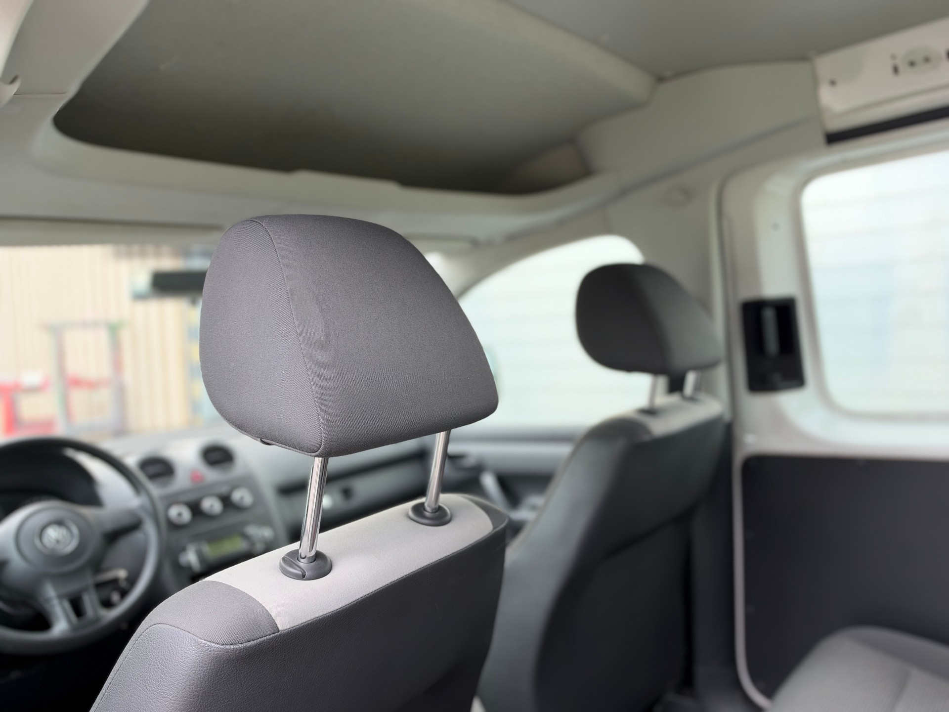 VW Caddy 2.0 EcoFuel Comfortline-image-7