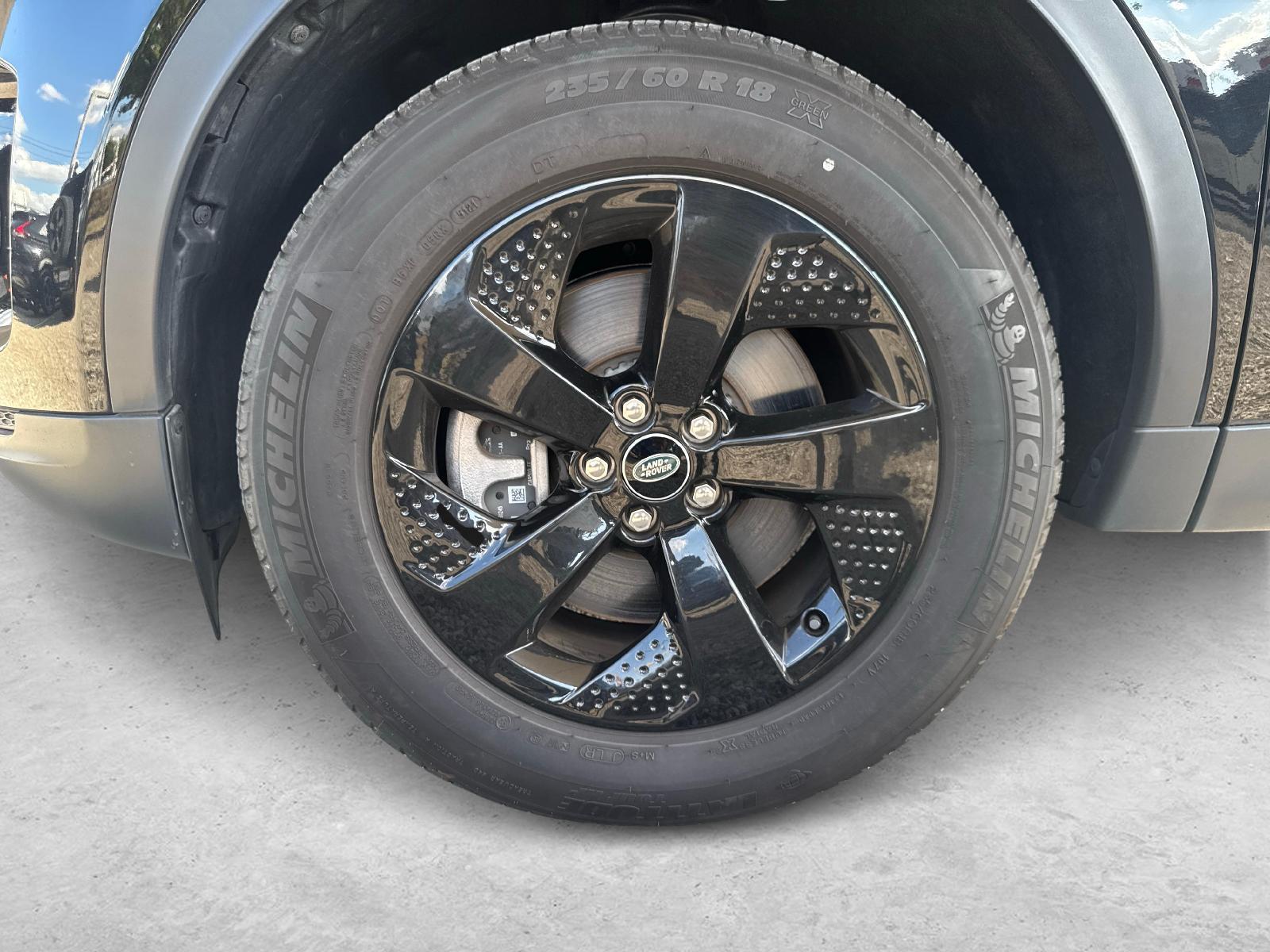 LAND ROVER Discovery Sport 2.0 SD4 200 SE-image-16