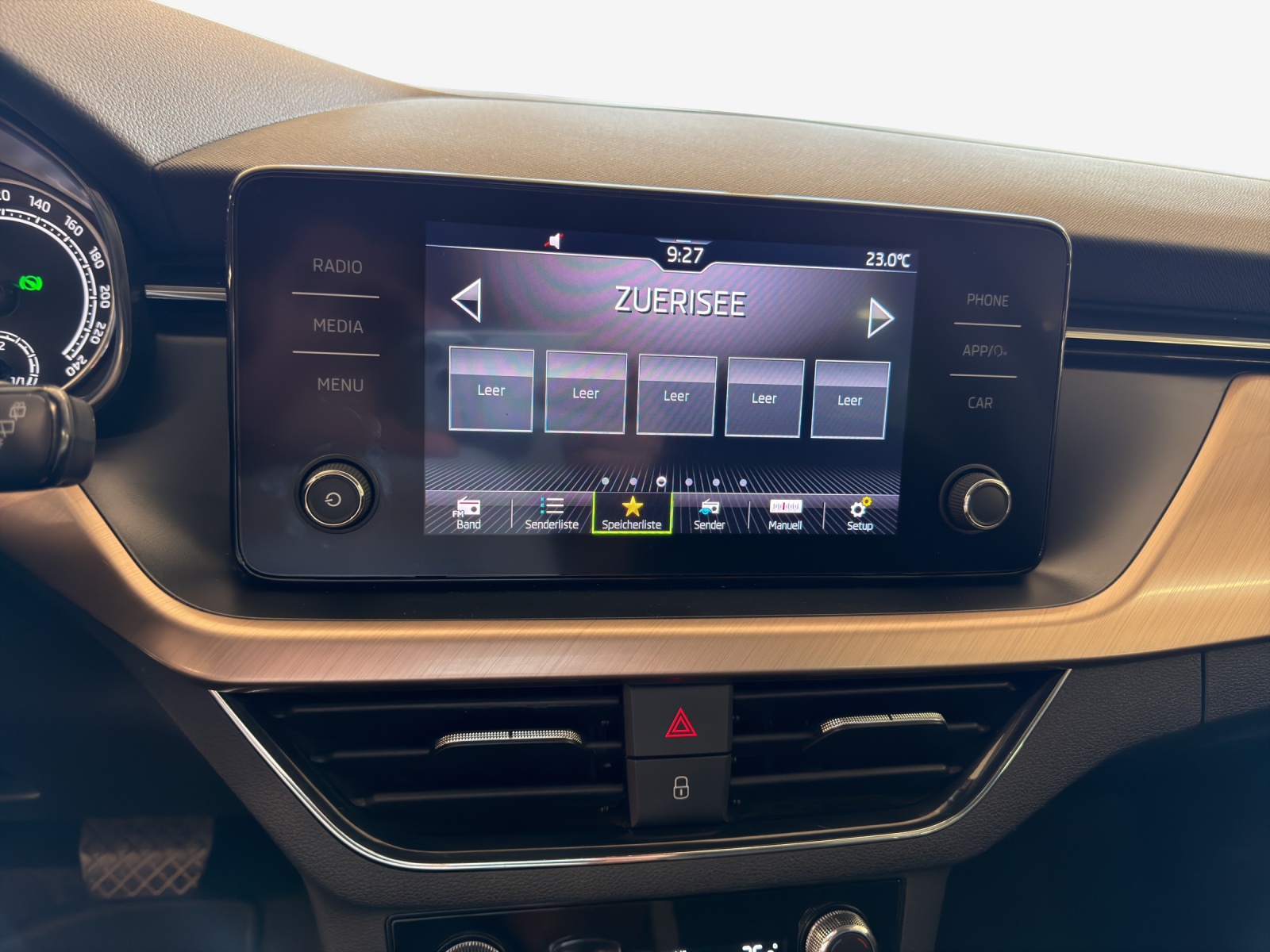 SKODA Kamiq 1.0 TSI Style DSG-image-10